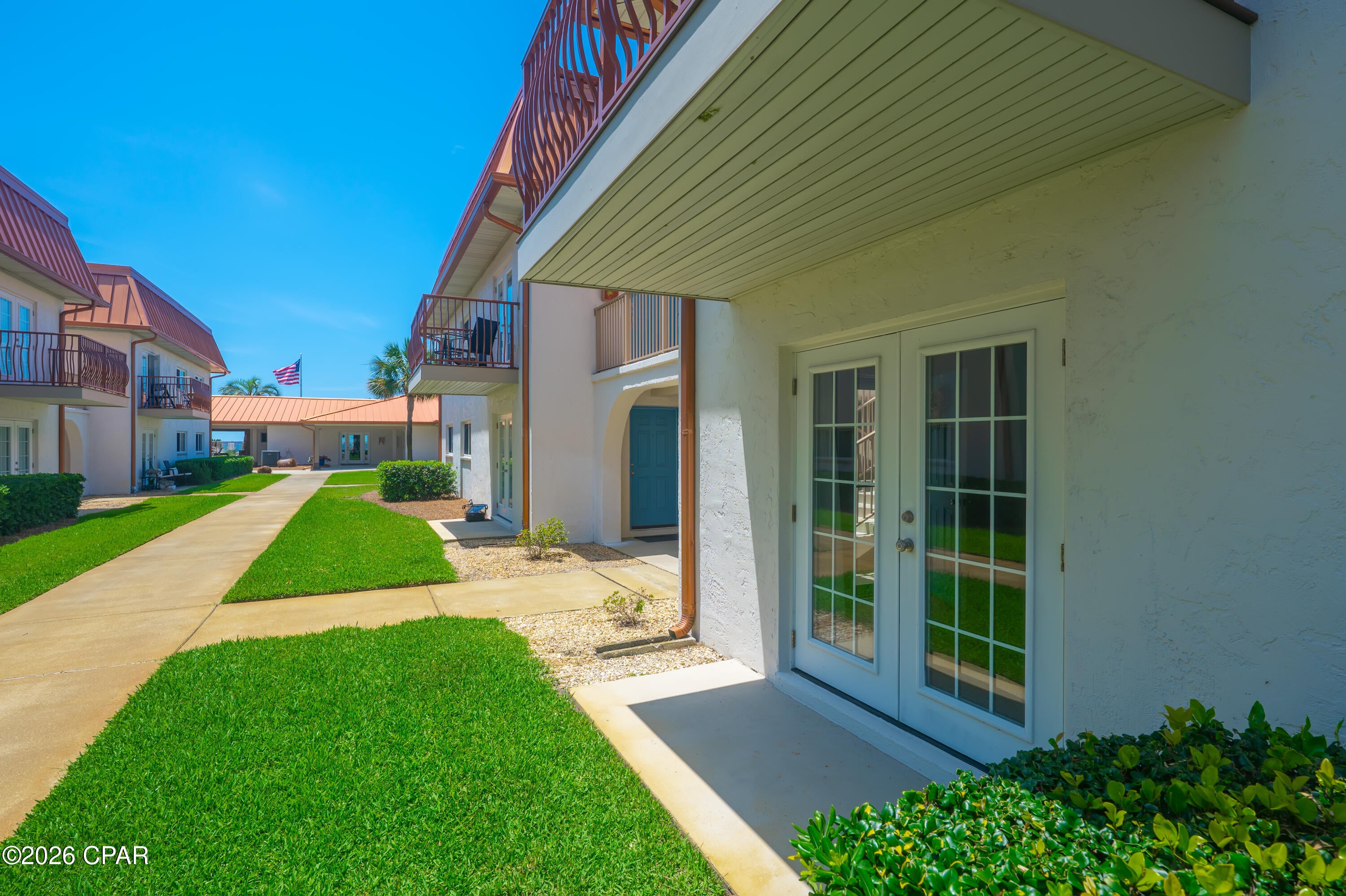 2100 W Beach Drive R102