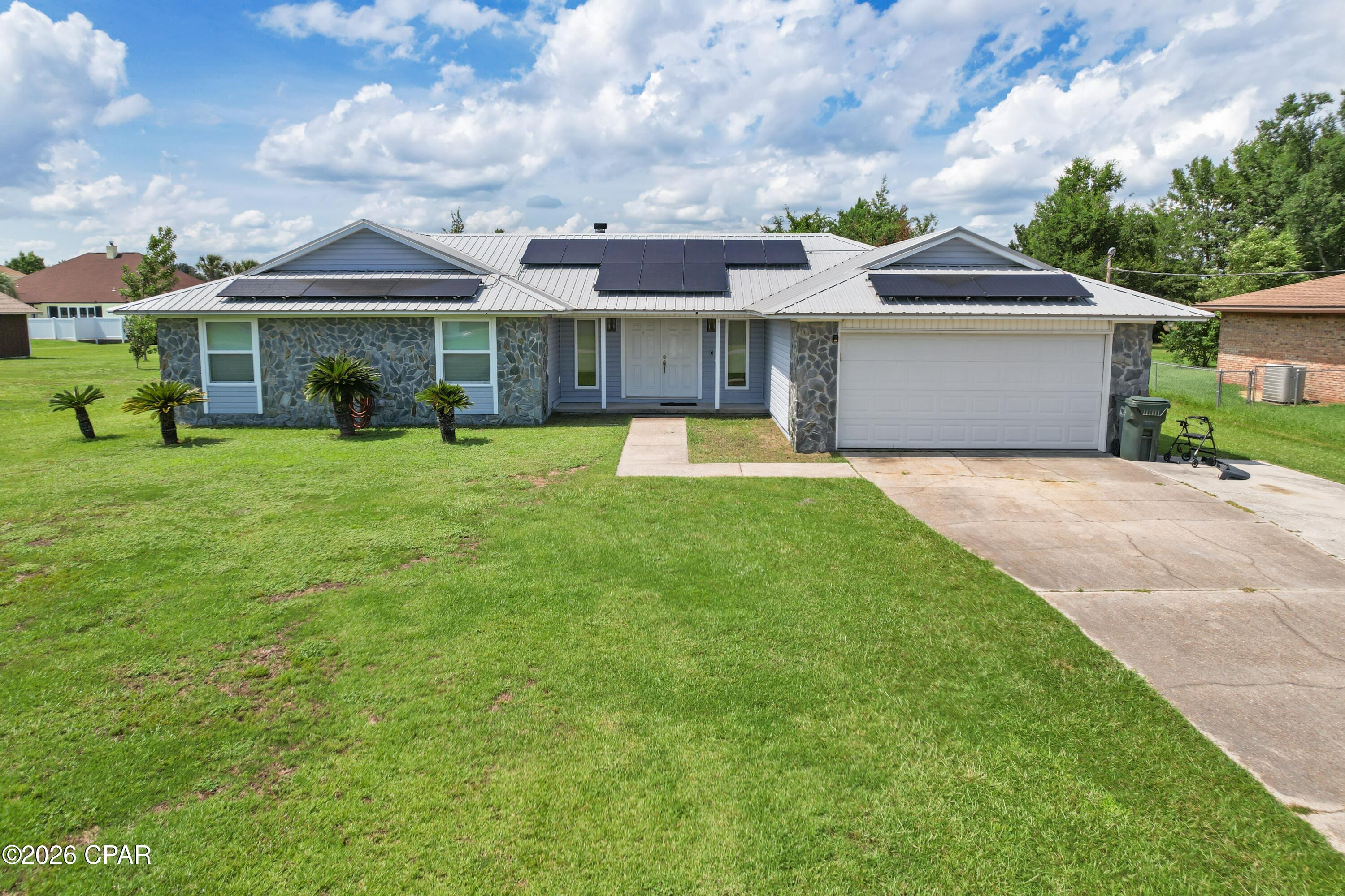 Photo 1 of 27 — 1310 E 8th Street, Lynn Haven, FL 32444