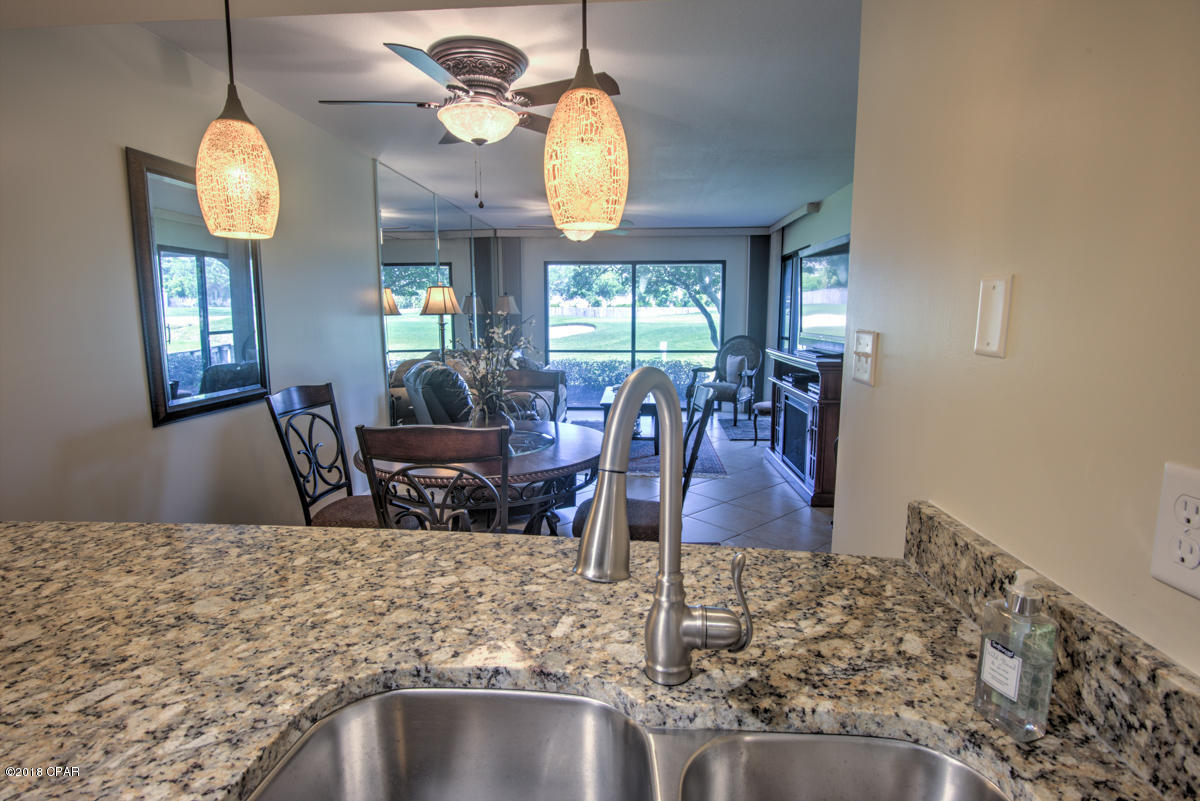 Edgewater Golf Villas V-B - Residential