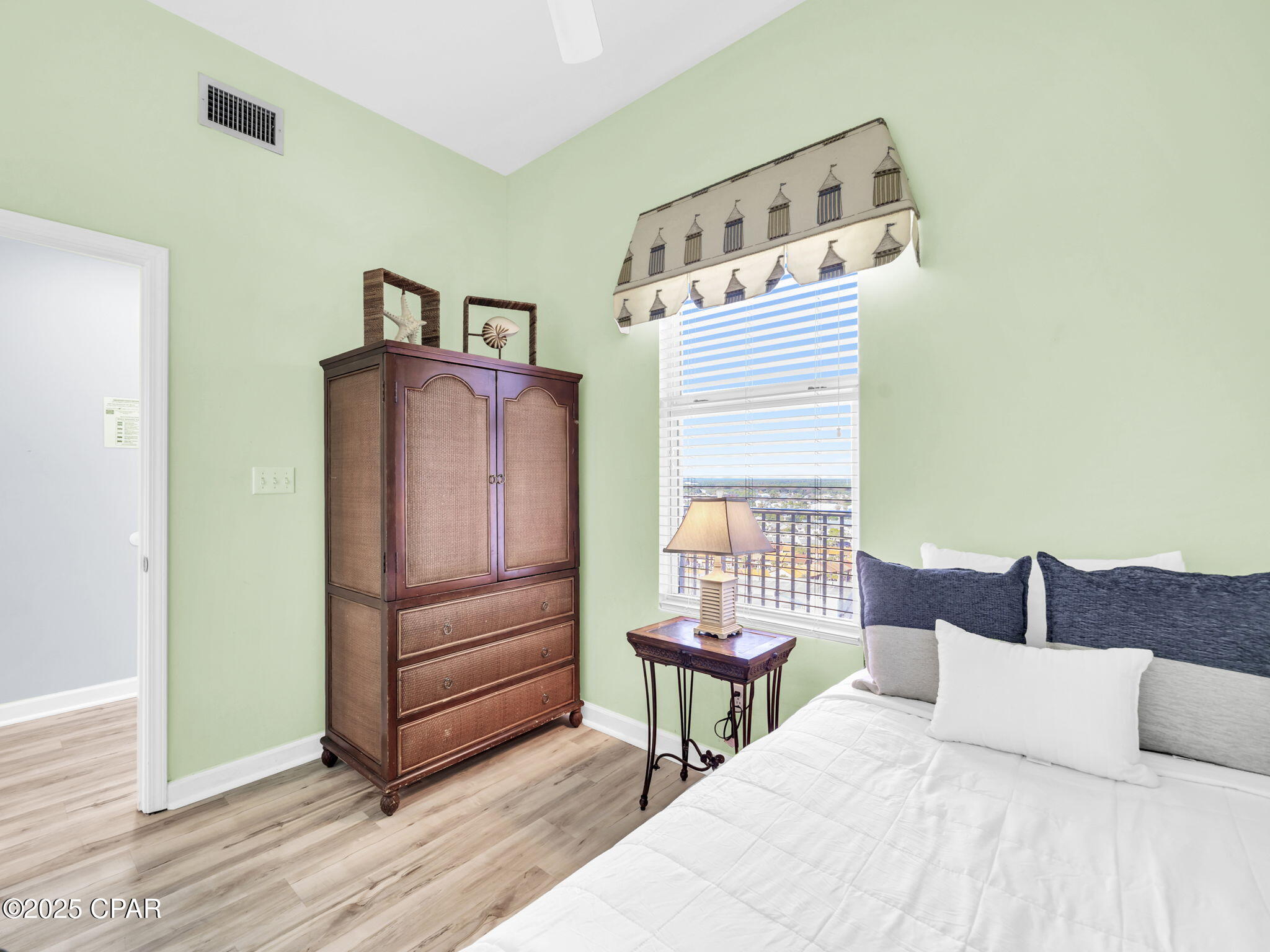 Grandview East At Long Beach - Residential