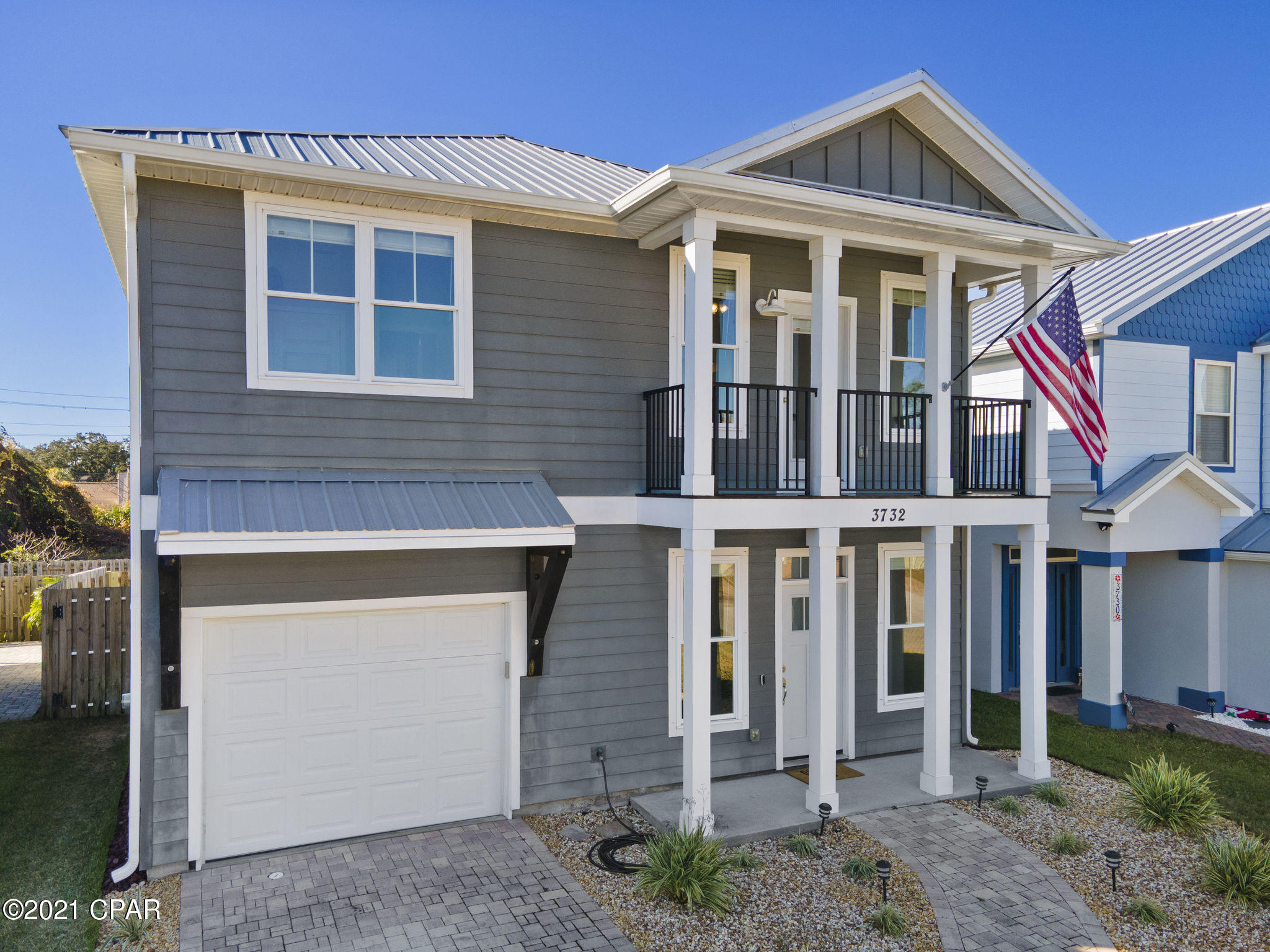 Hidden Lagoon - Residential