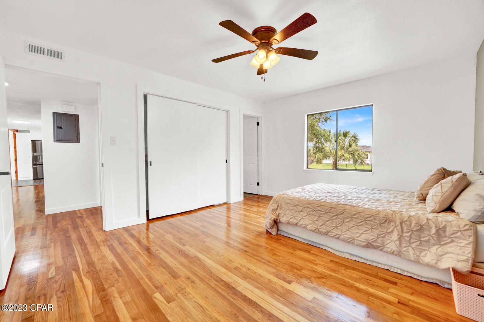 Shoreline Properties#1 - Residential