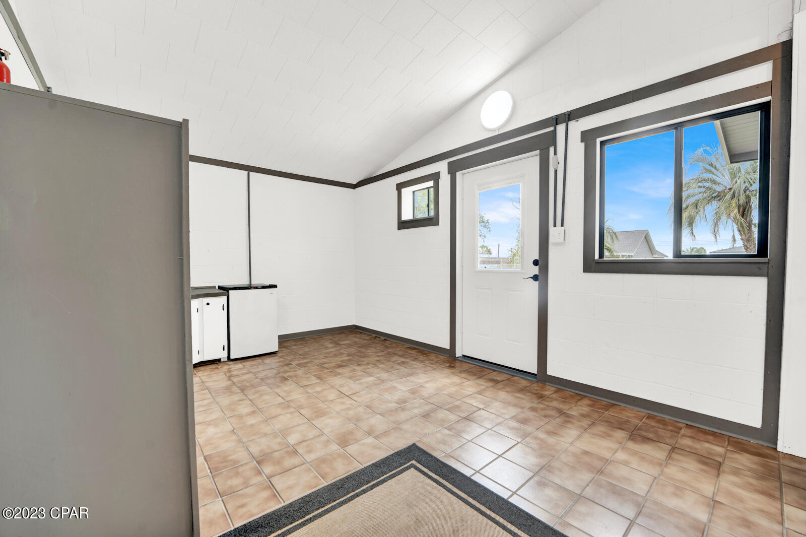 Shoreline Properties#1 - Residential