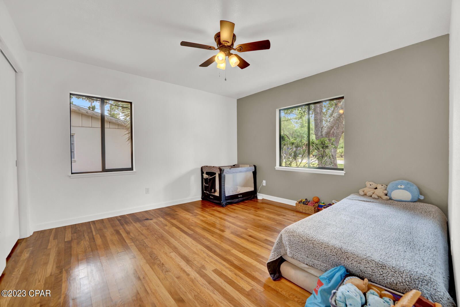 Shoreline Properties#1 - Residential