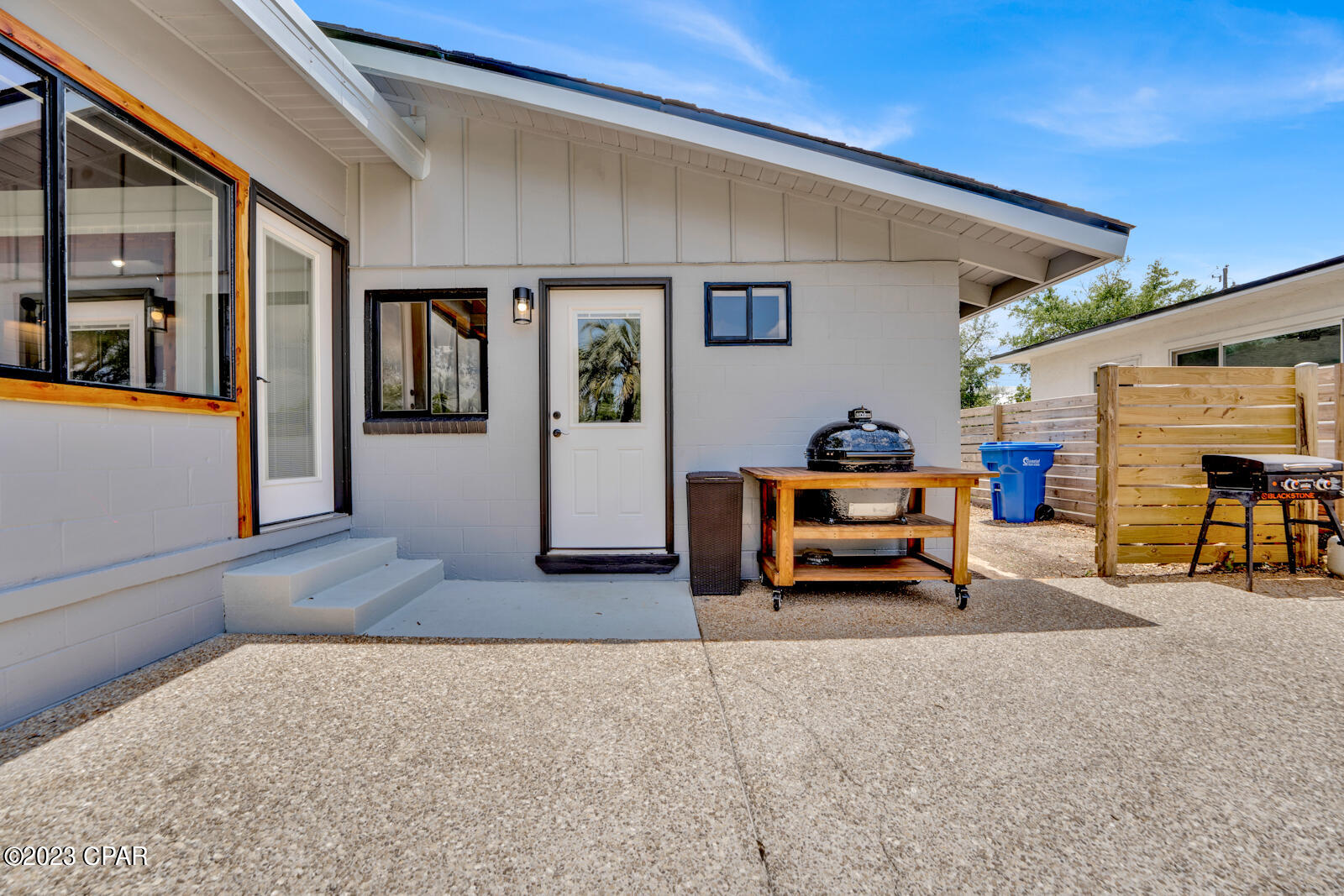 Shoreline Properties#1 - Residential