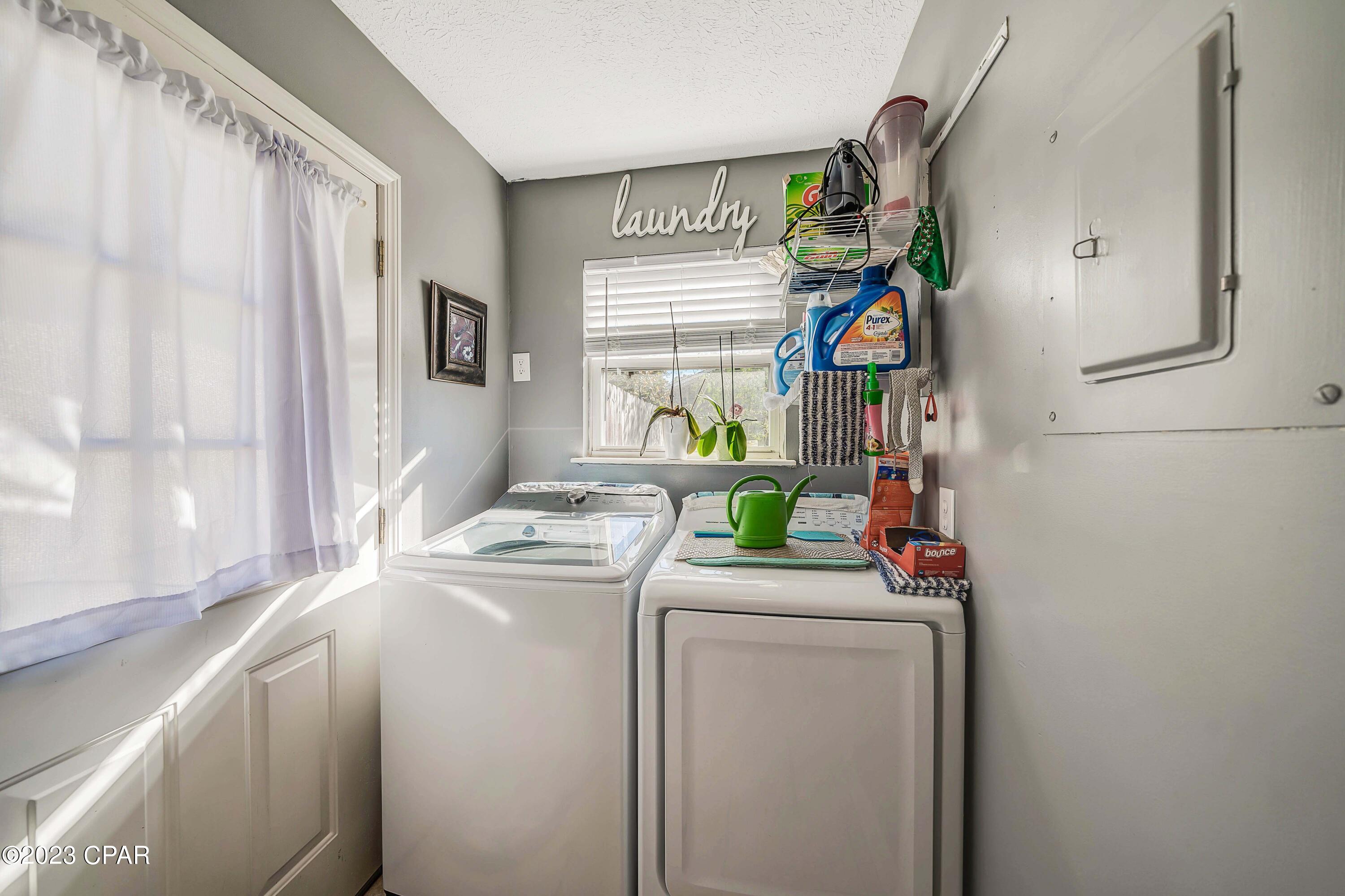 Venetian Villa 1st Add Replat - Residential