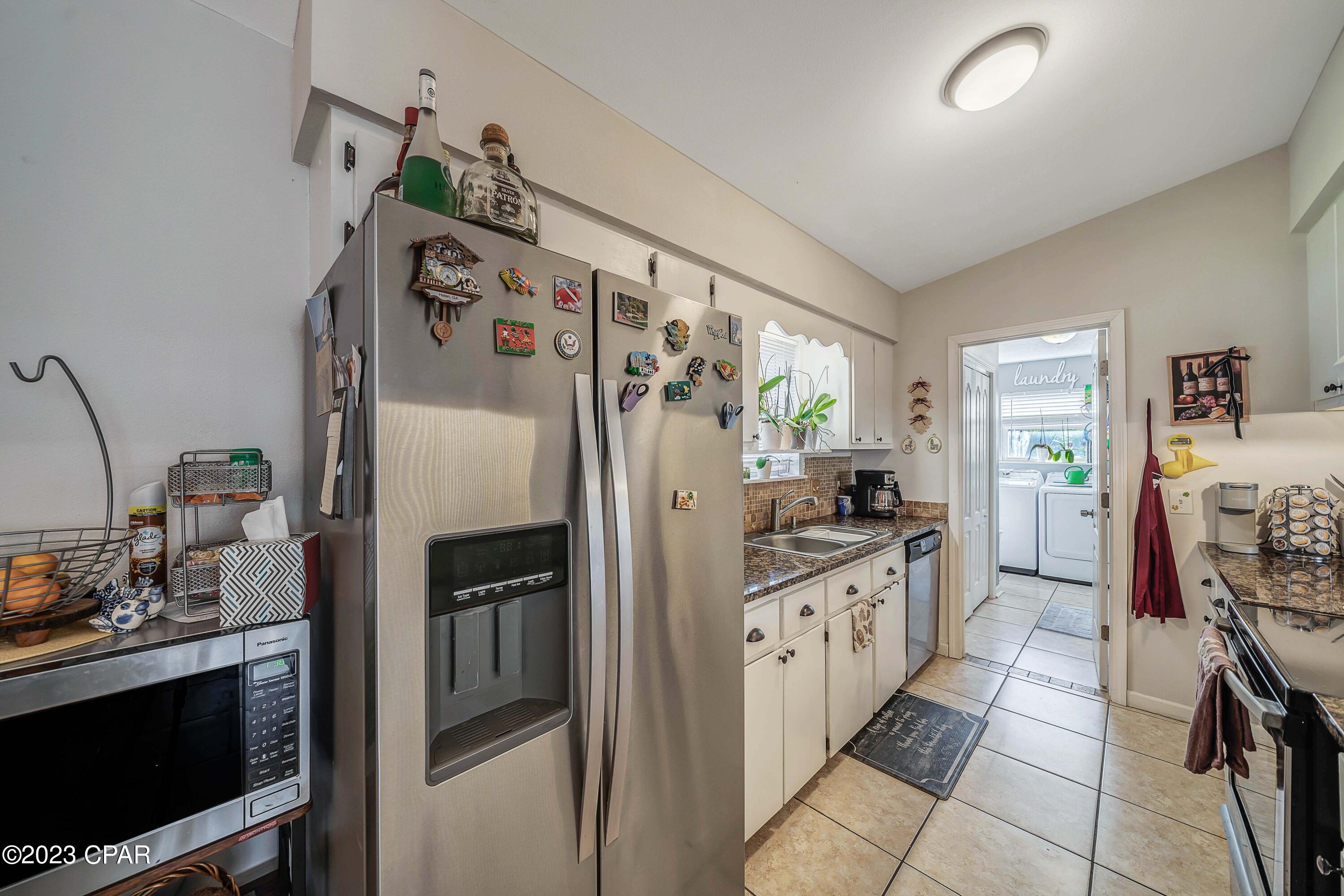 Venetian Villa 1st Add Replat - Residential