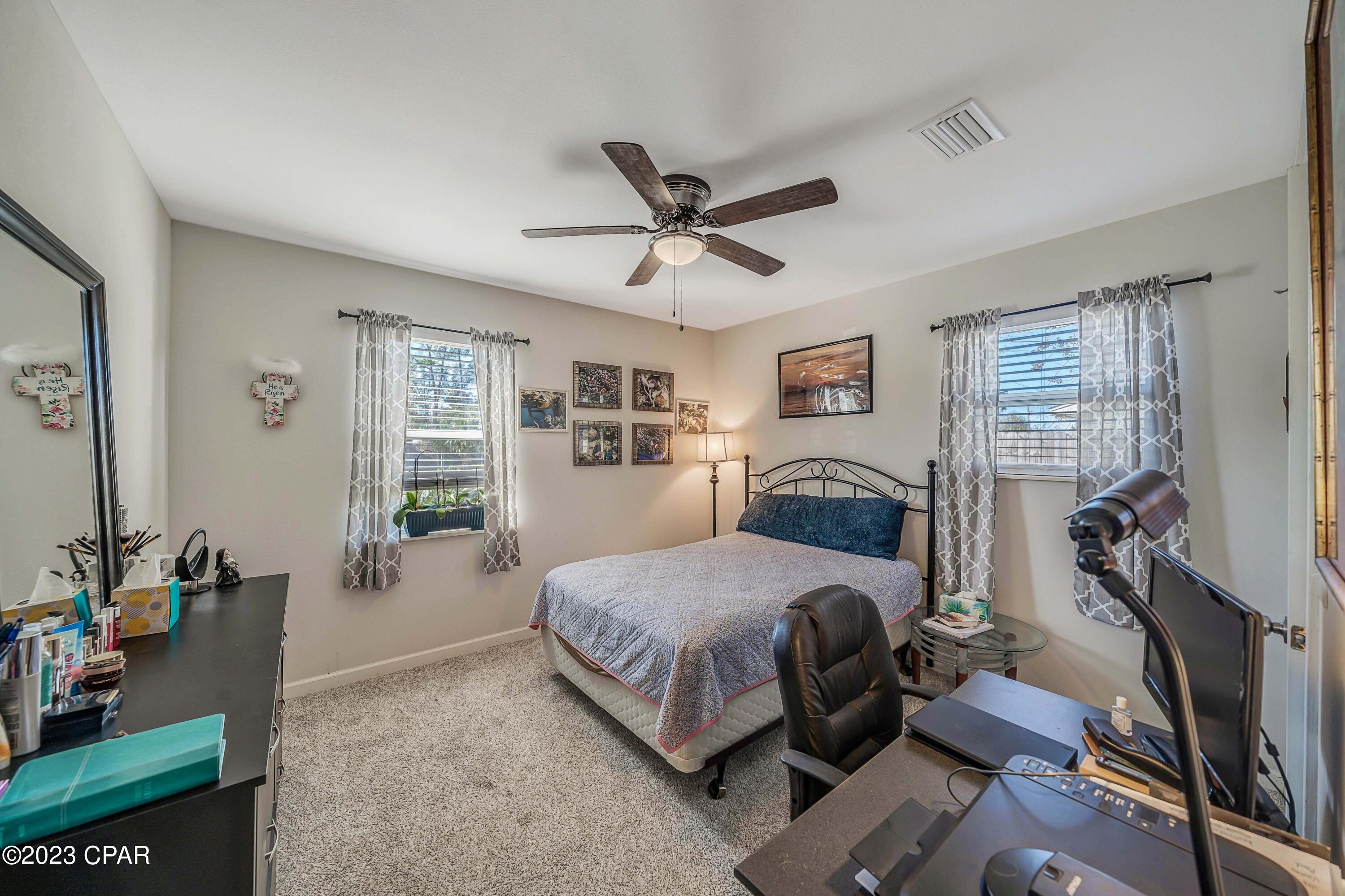 Venetian Villa 1st Add Replat - Residential