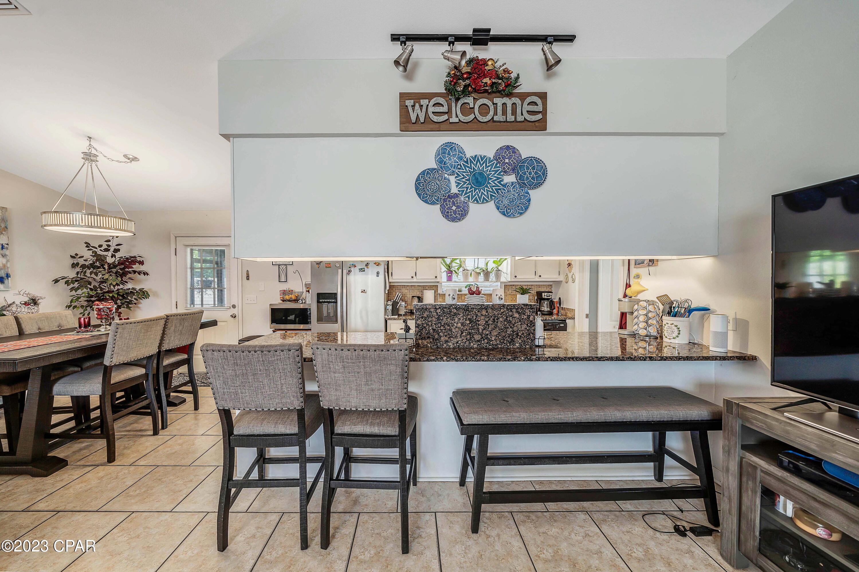 Venetian Villa 1st Add Replat - Residential