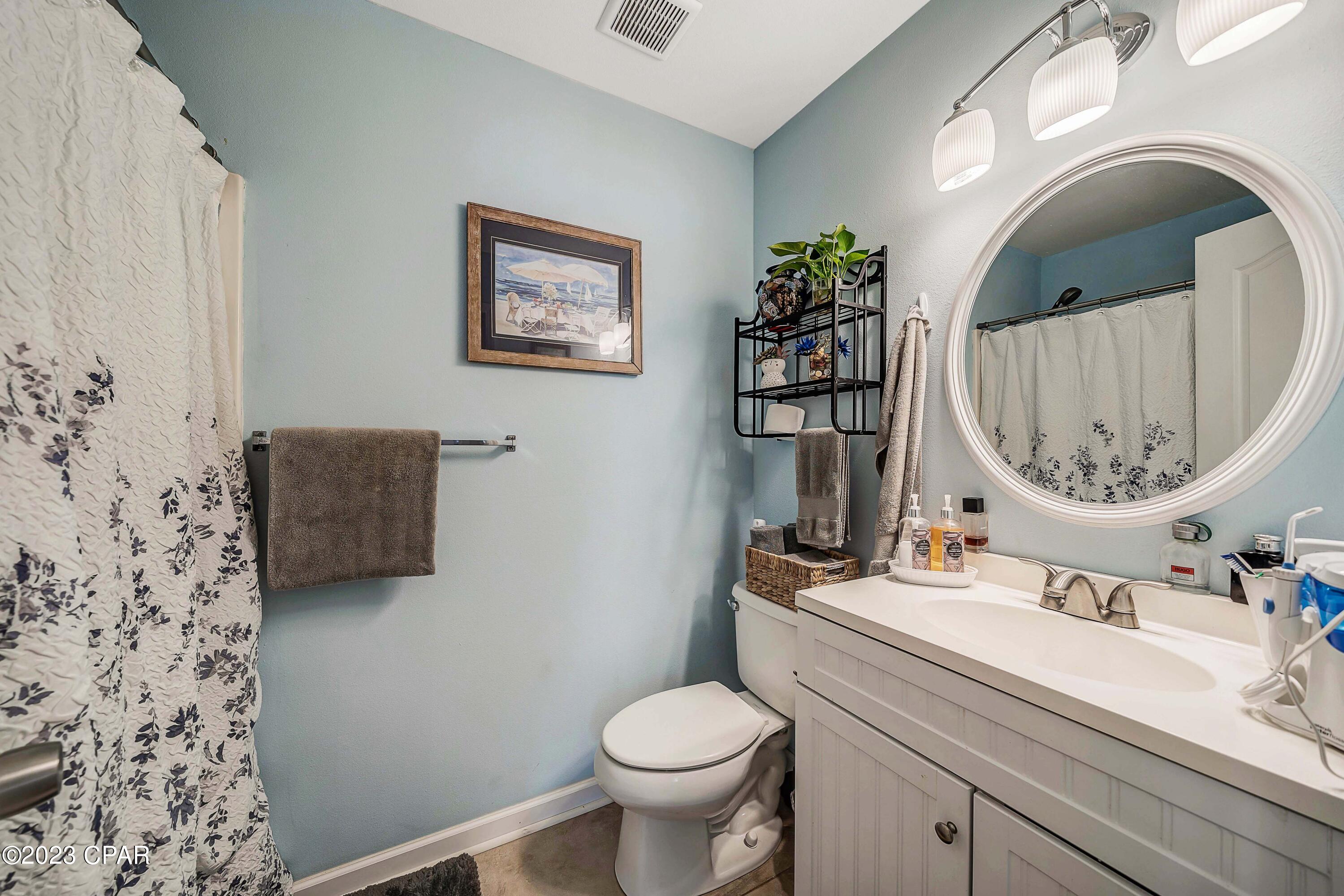 Venetian Villa 1st Add Replat - Residential