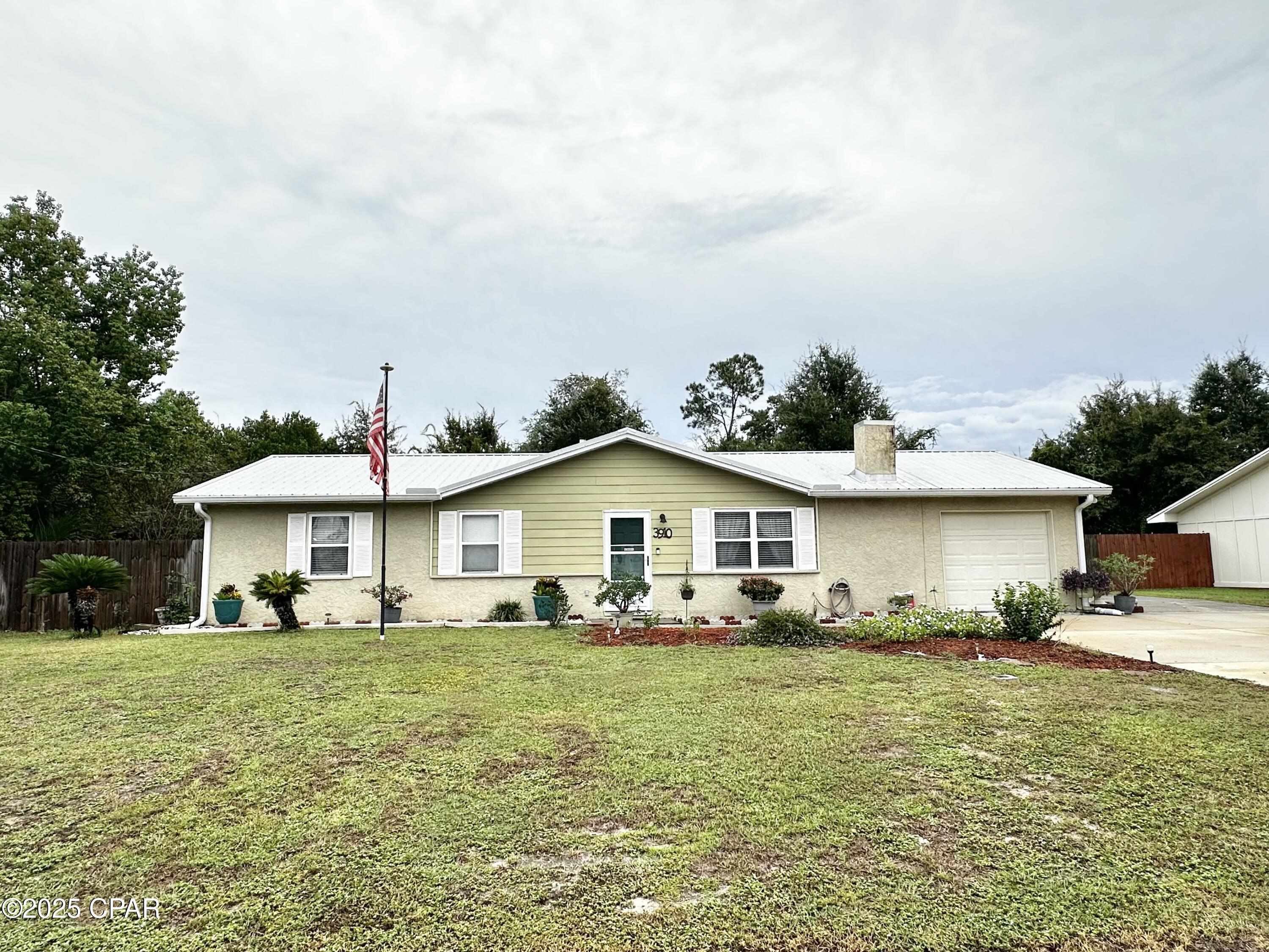 Venetian Villa 1st Add Replat - Residential