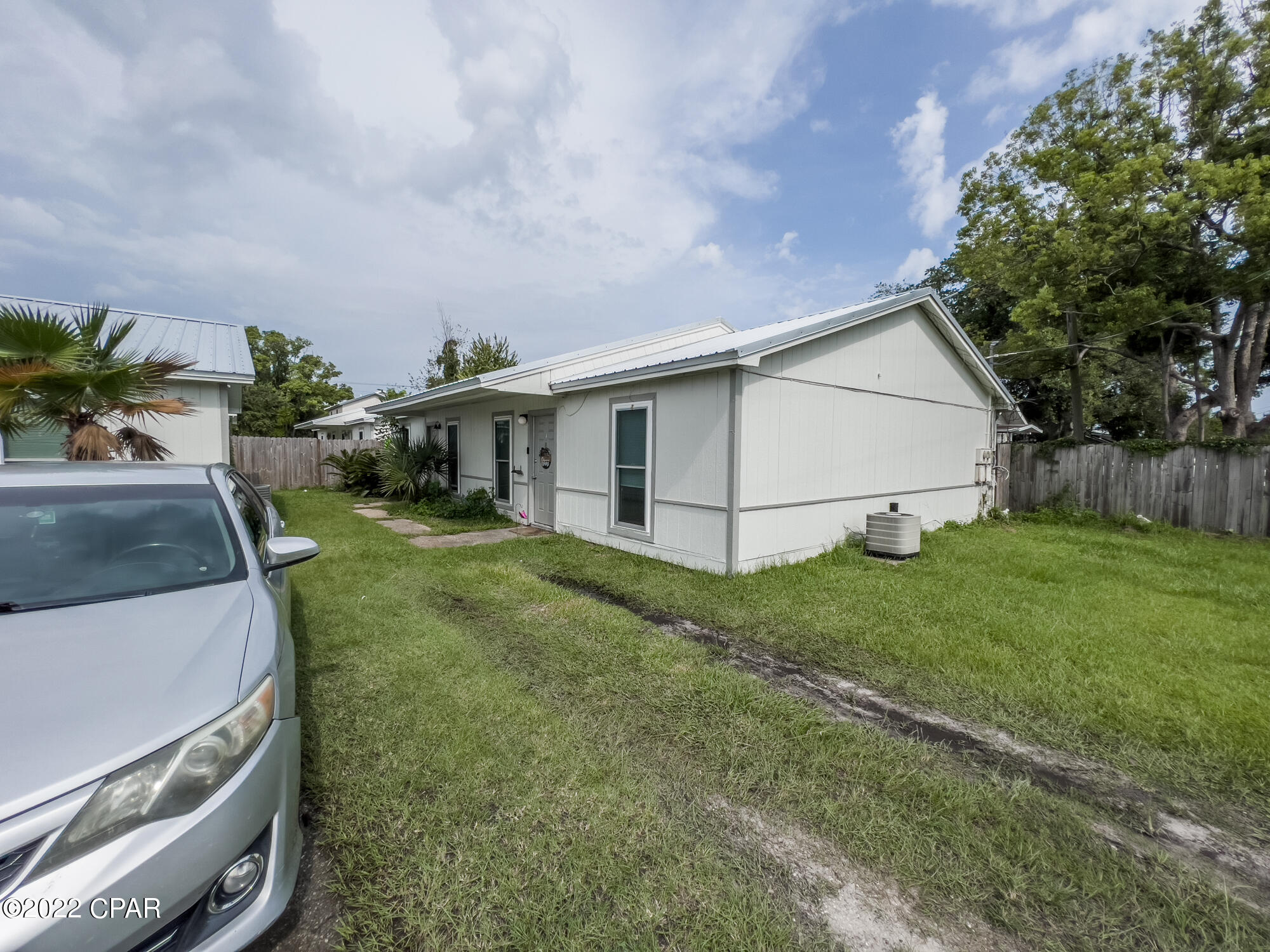 Bry-Co Park - Commercial Sale