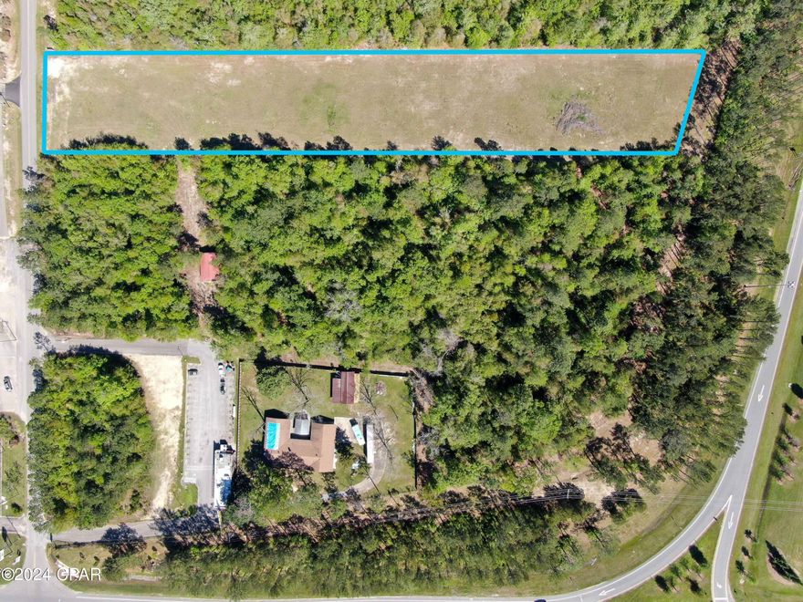 One of the true premier remaining I-10 sites available. Amazing location in Bonifay. Adjacent 6 acres also available.Commercial is located in 5.1.j, and allows for a wide range of commercial uses, but not residential uses. The 'commercial' land use category is designed for a wide range of business uses, including retail, wholesale, communication facilities, light industrial, offices, and professional services. Residential uses are not allowable, except as incidental or accessory uses. Commercial and business uses shall be limited to an impervious surface coverage of 90% and a floor to area ratio of 2.0. While commercial and business development may not exceed 90% impervious surface coverage the Gross Floor Area Ratio (FAR) of 2.0 shall also not be exceeded.owner financing
30% down
5% 
20 year term