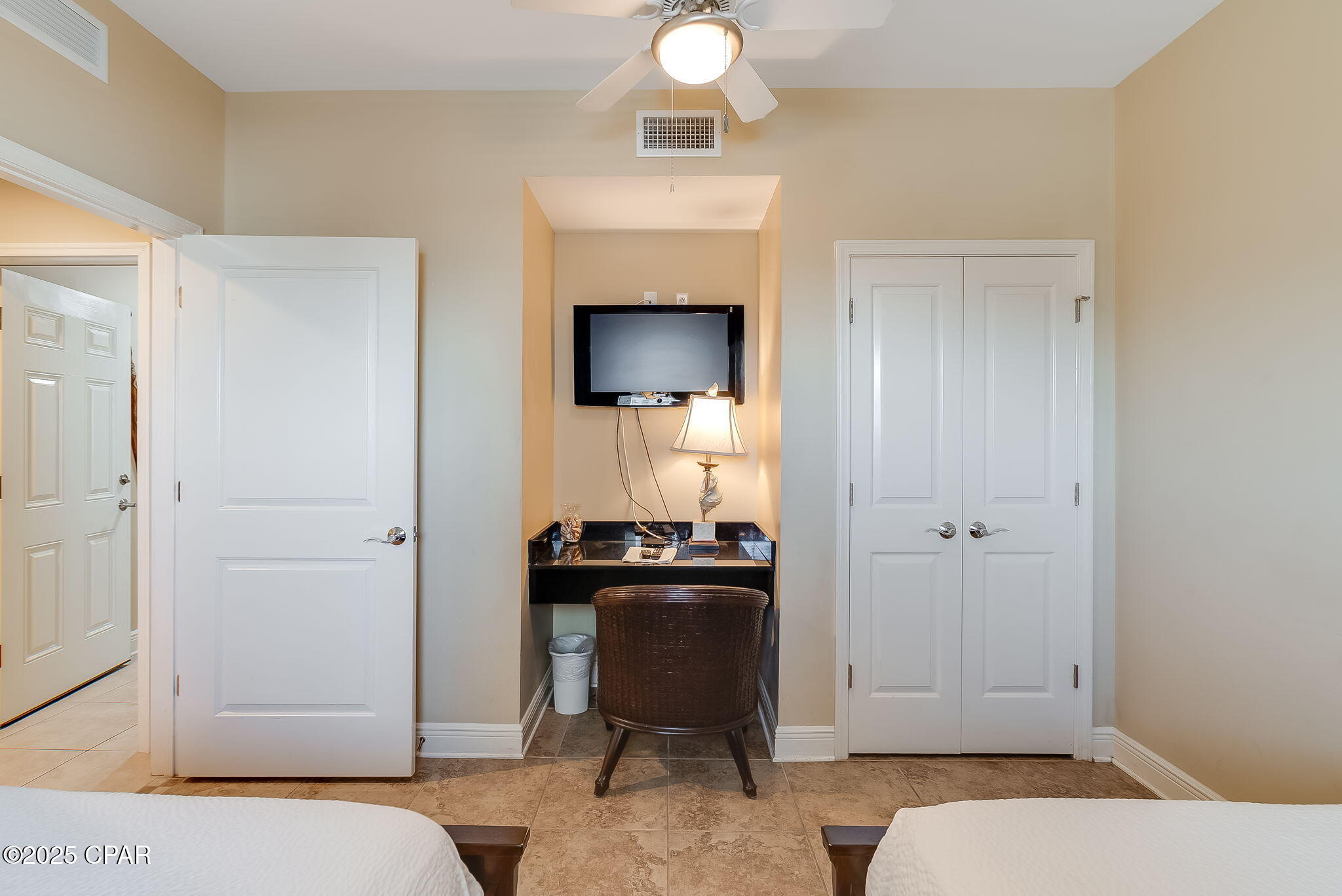 Sterling Breeze - Residential