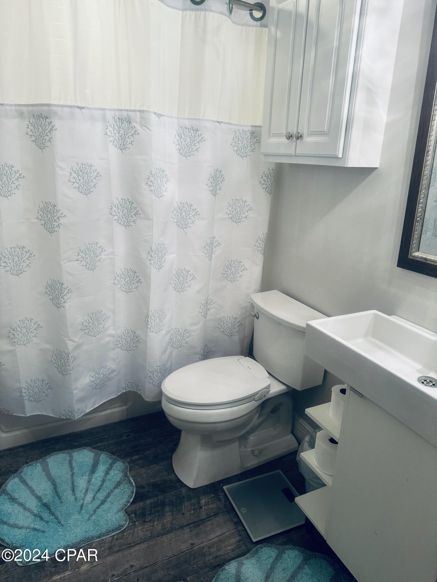 Dockside Condo - Residential