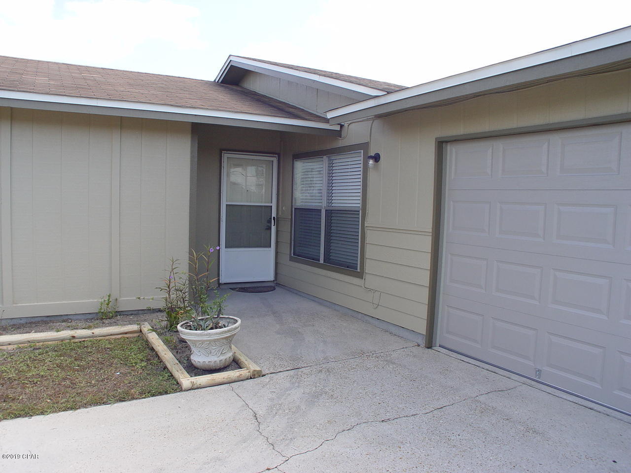 Towne & Country Lake Estates - Residential