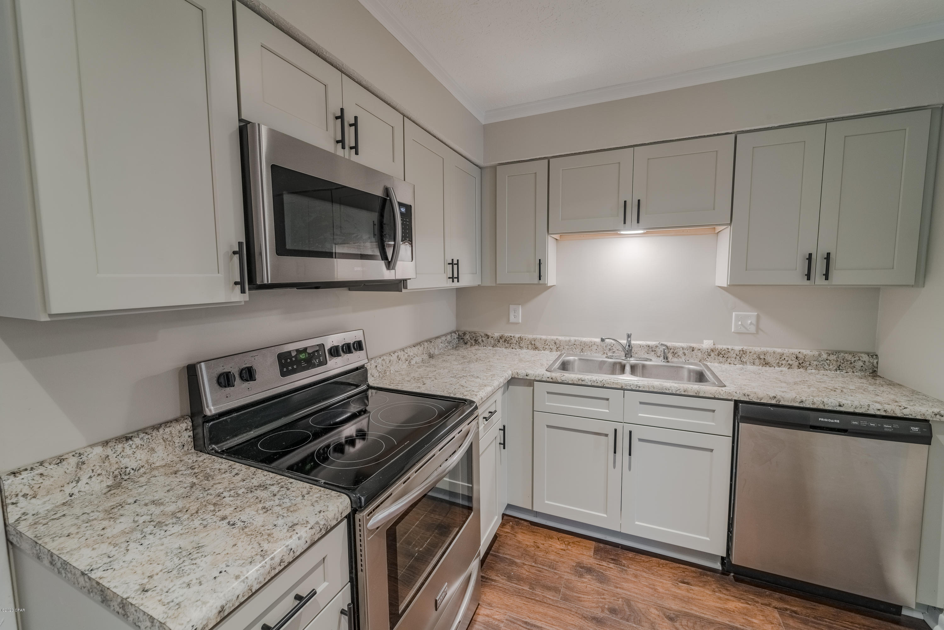 Venetian Villa - Residential