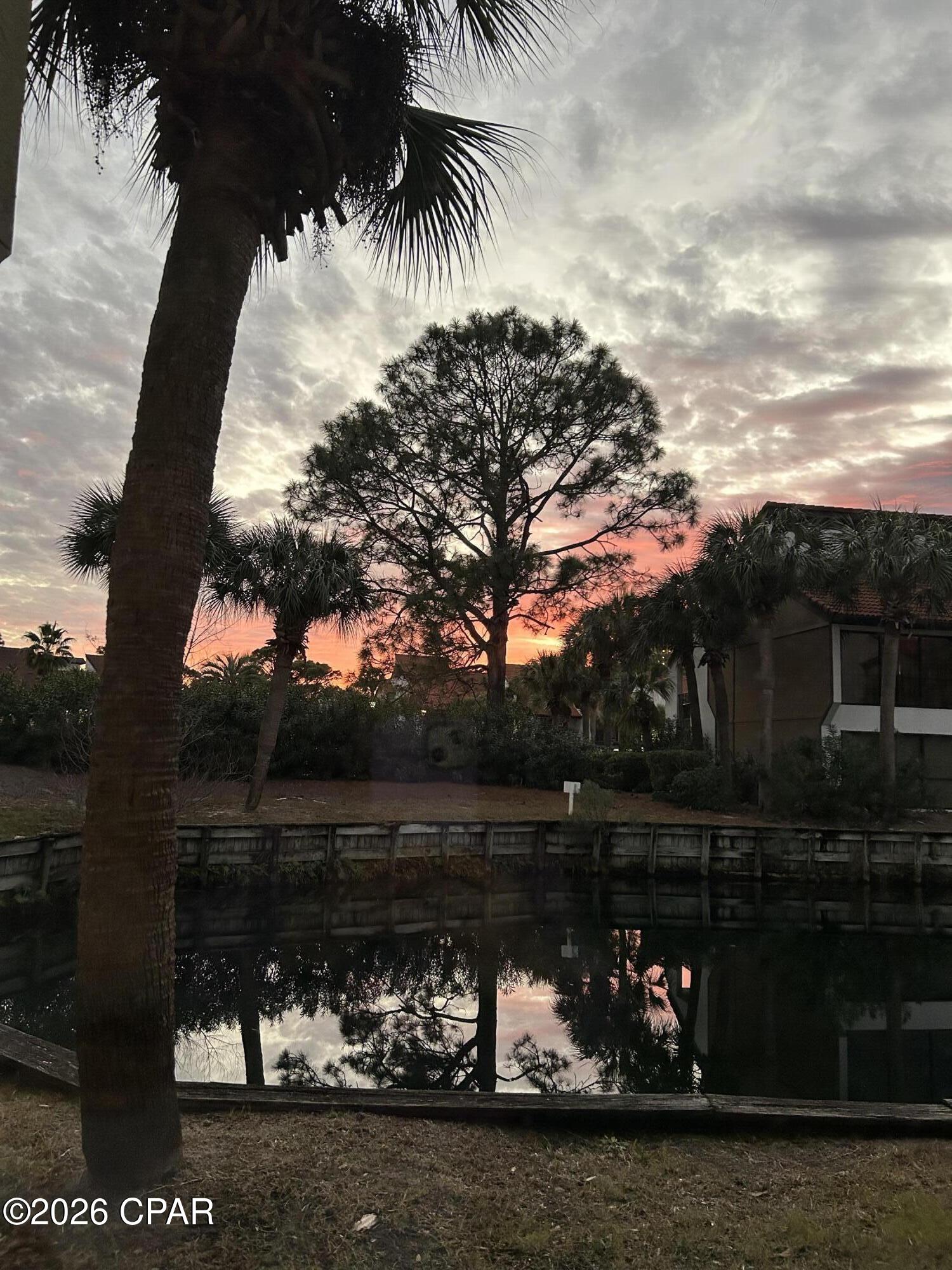 Edgewater Golf Villas V-C - Residential