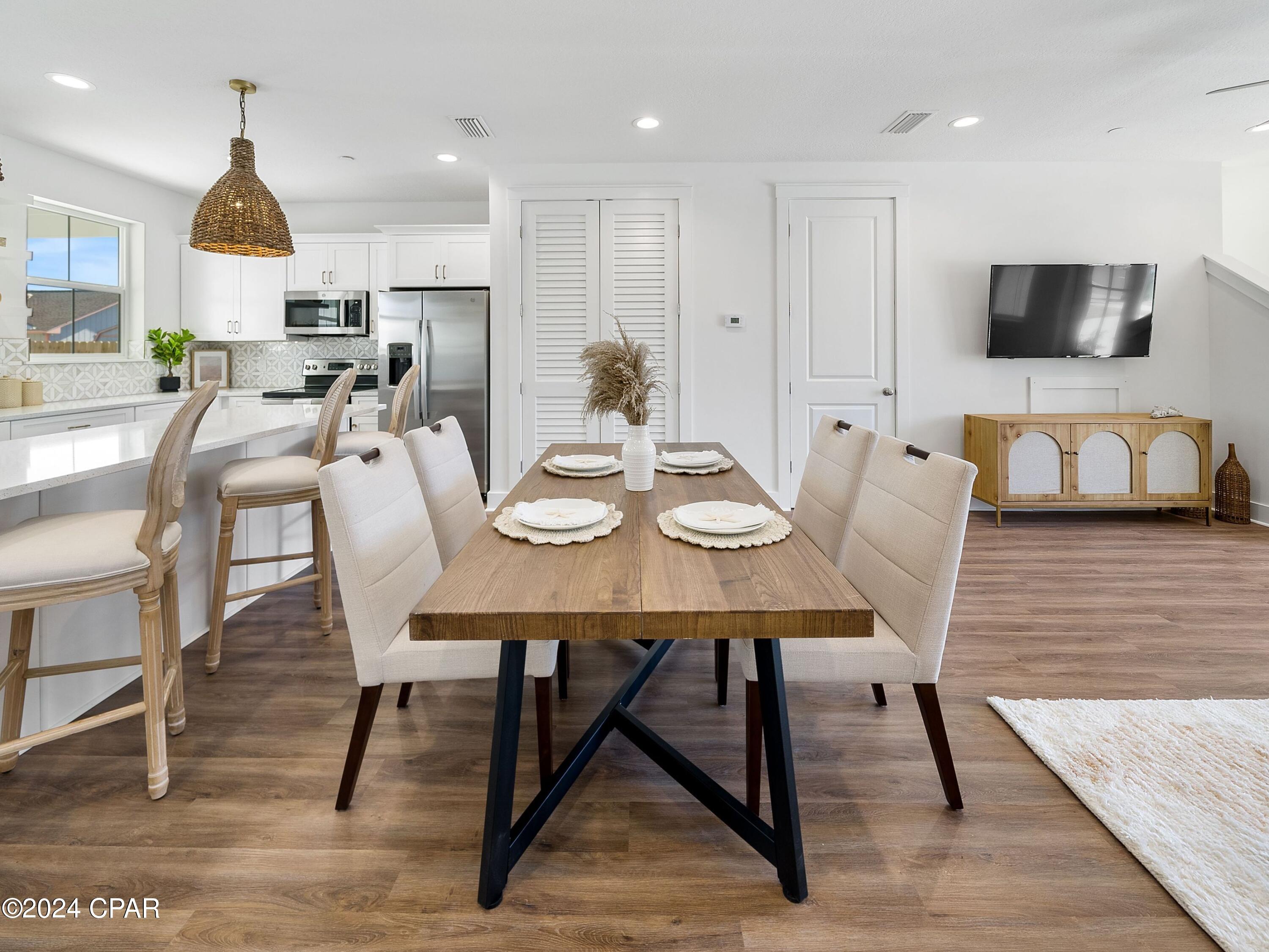 Gulf Lagoon Beach - Residential