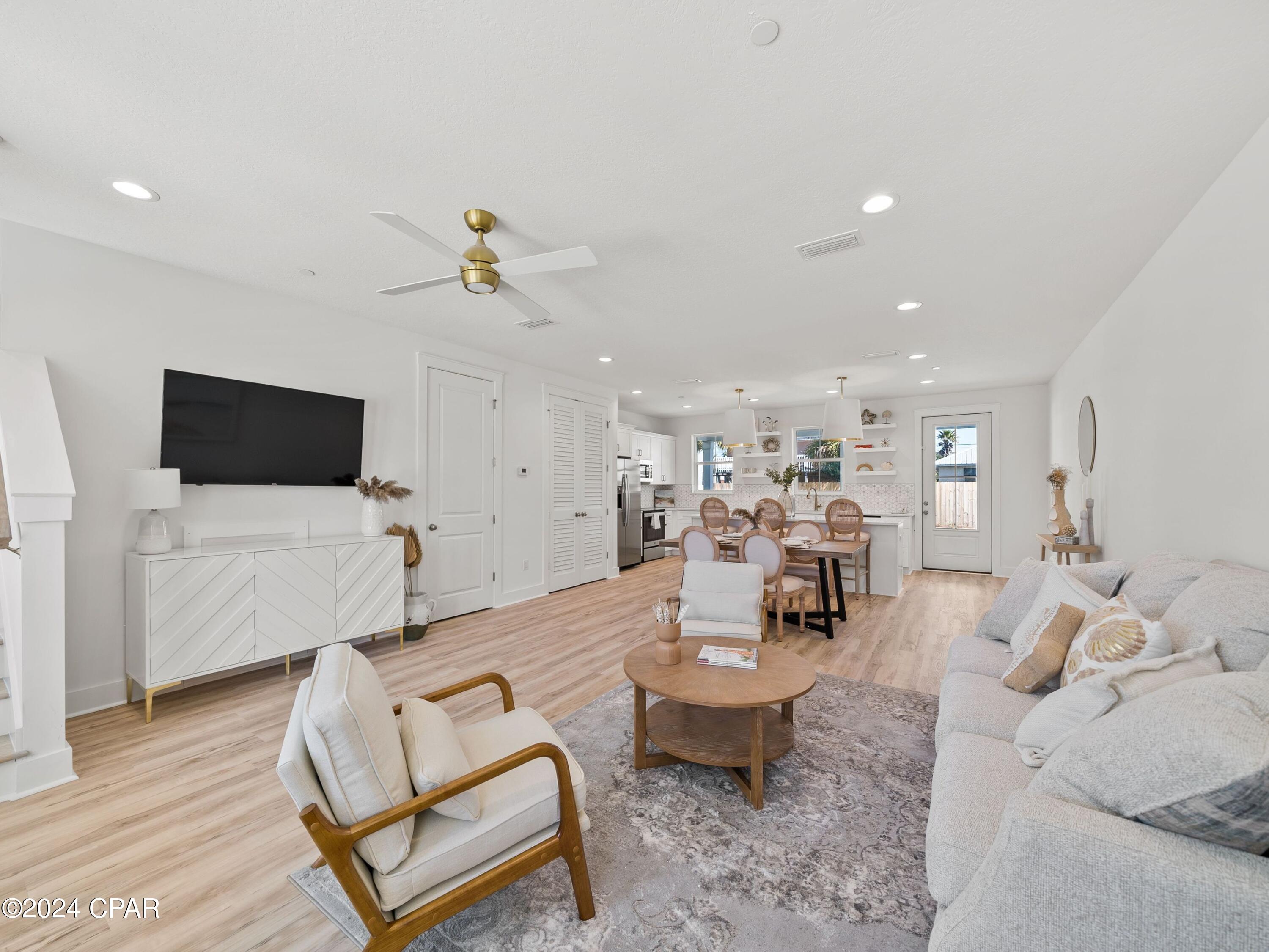 Gulf Lagoon Beach - Residential