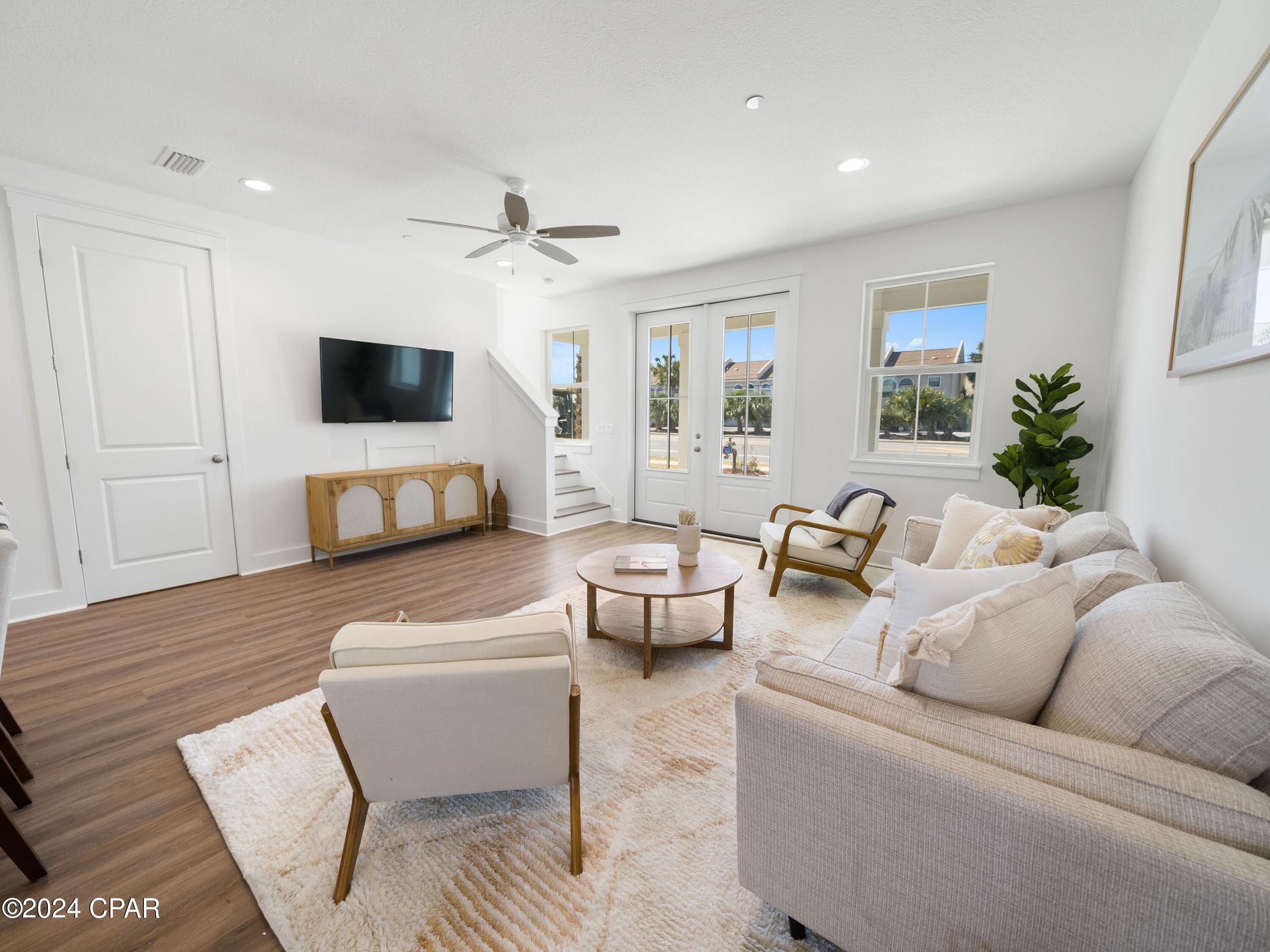 Gulf Lagoon Beach - Residential