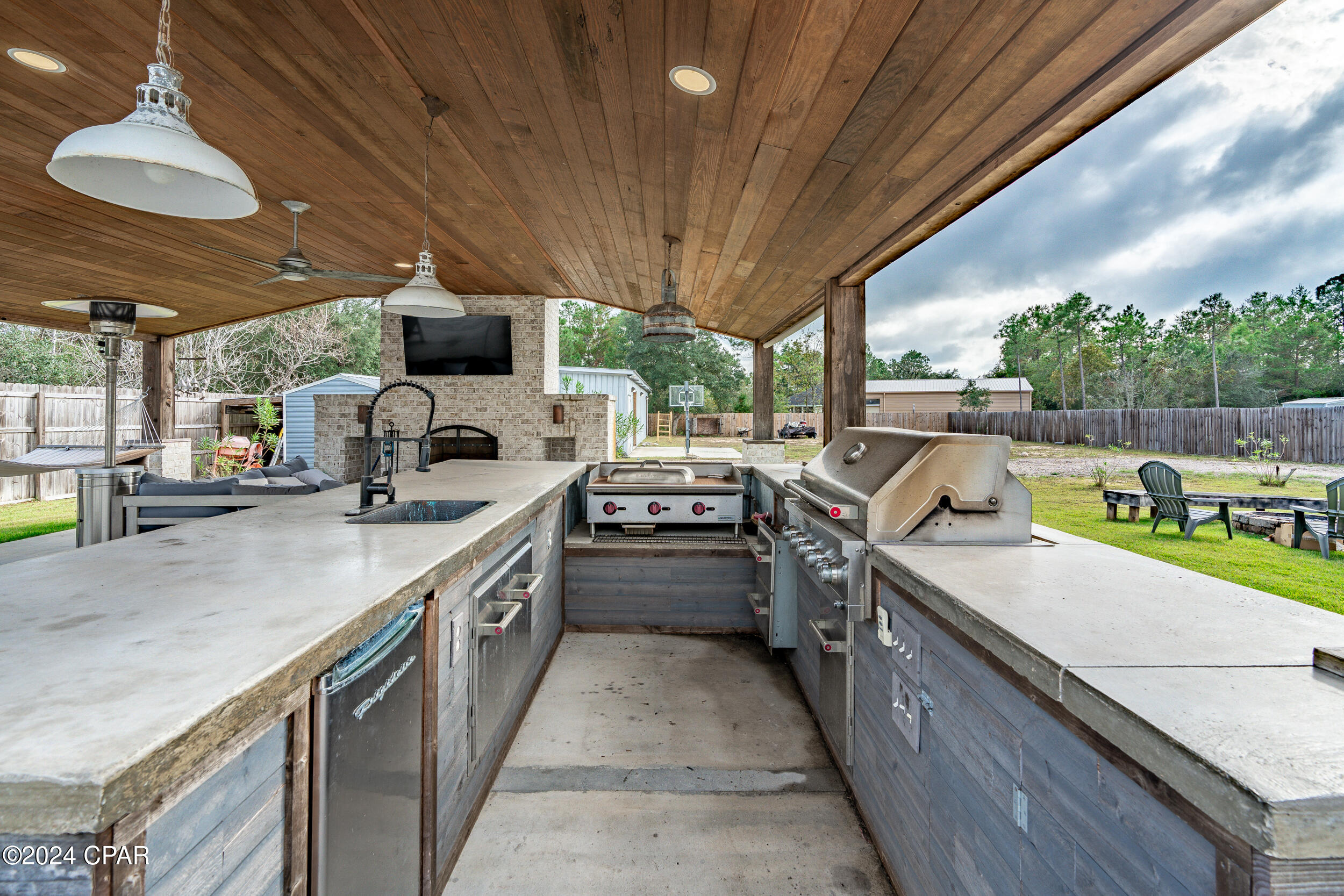 White Oaks - Residential