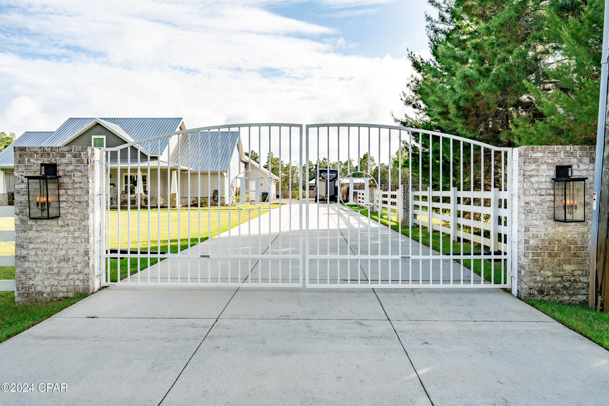 White Oaks - Residential