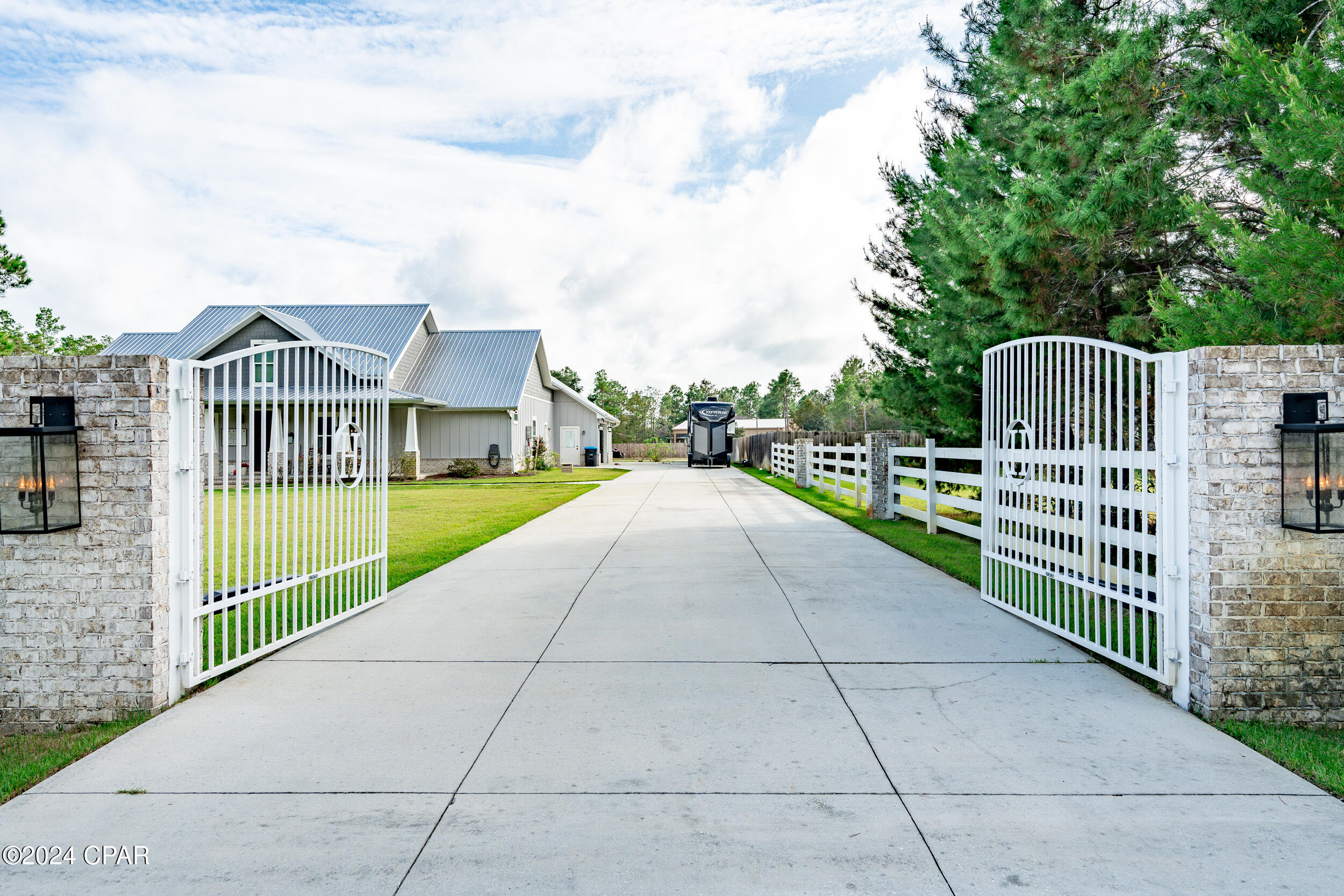 White Oaks - Residential