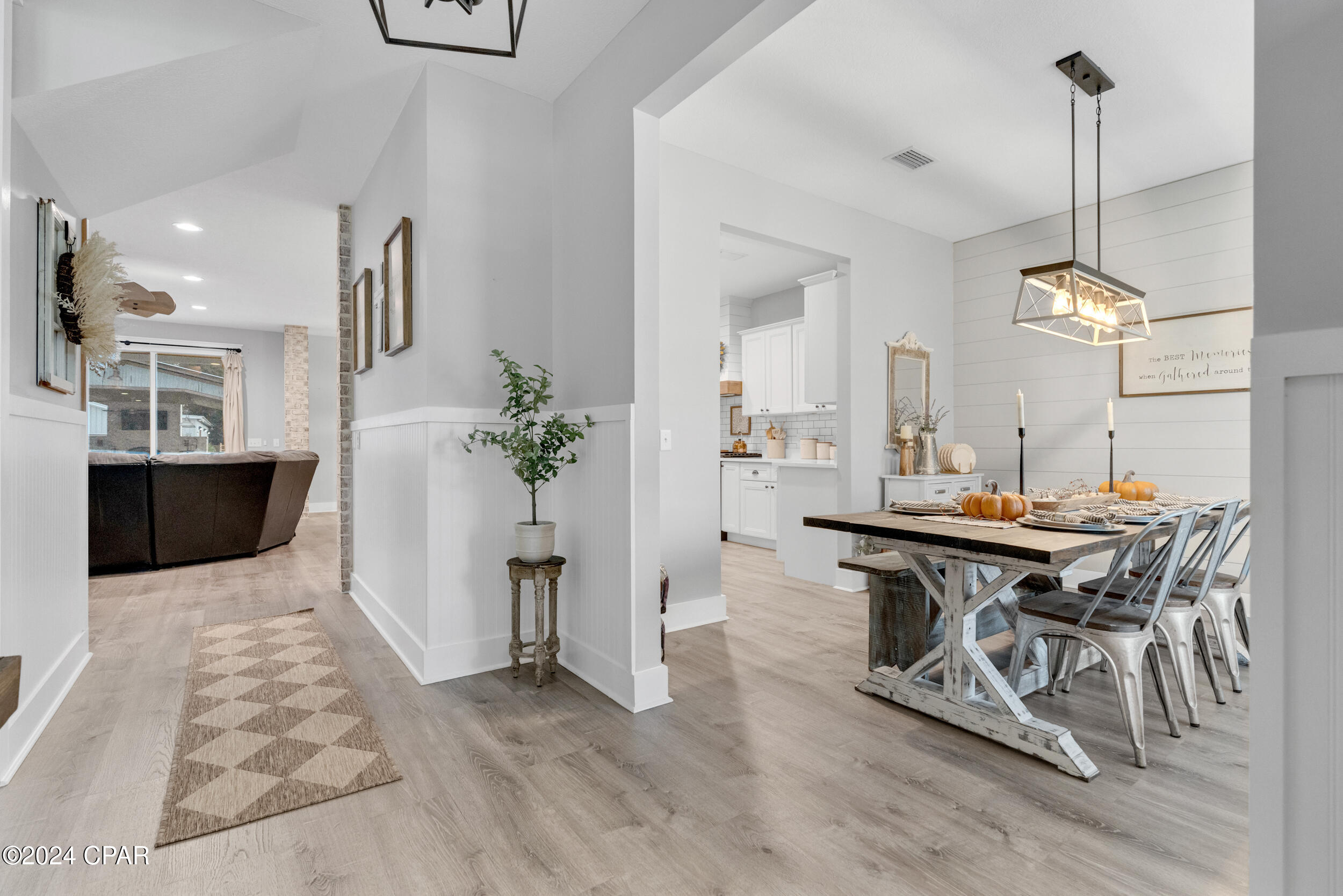 White Oaks - Residential