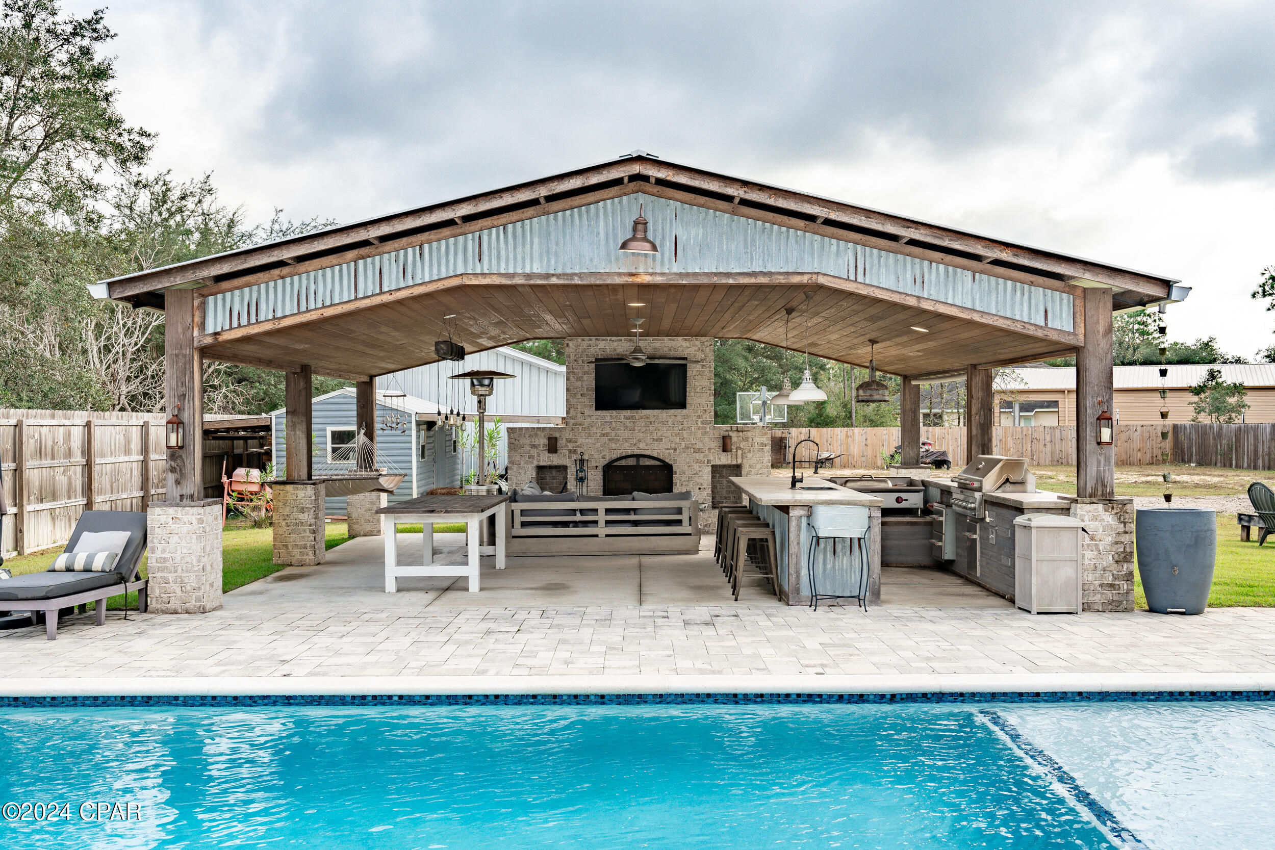 White Oaks - Residential