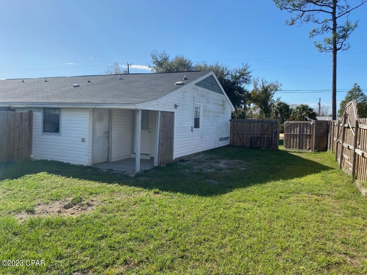 [No Recorded Subdiv] - Residential Lease