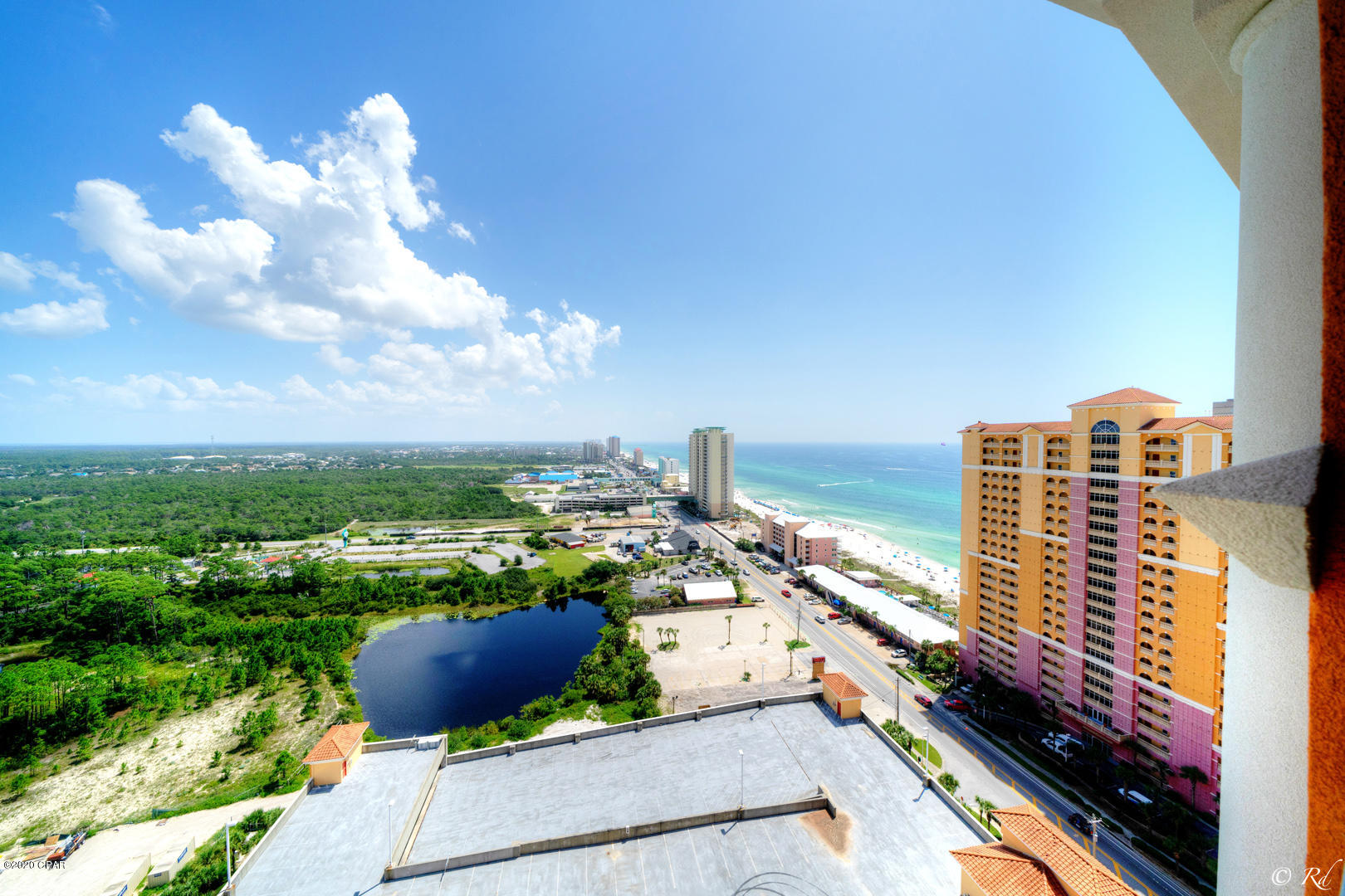 Calypso Towers III - Residential