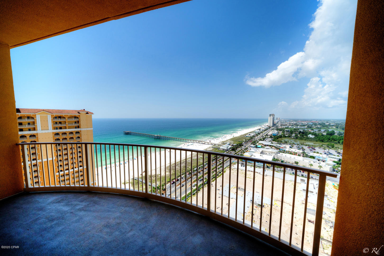 Calypso Towers III - Residential