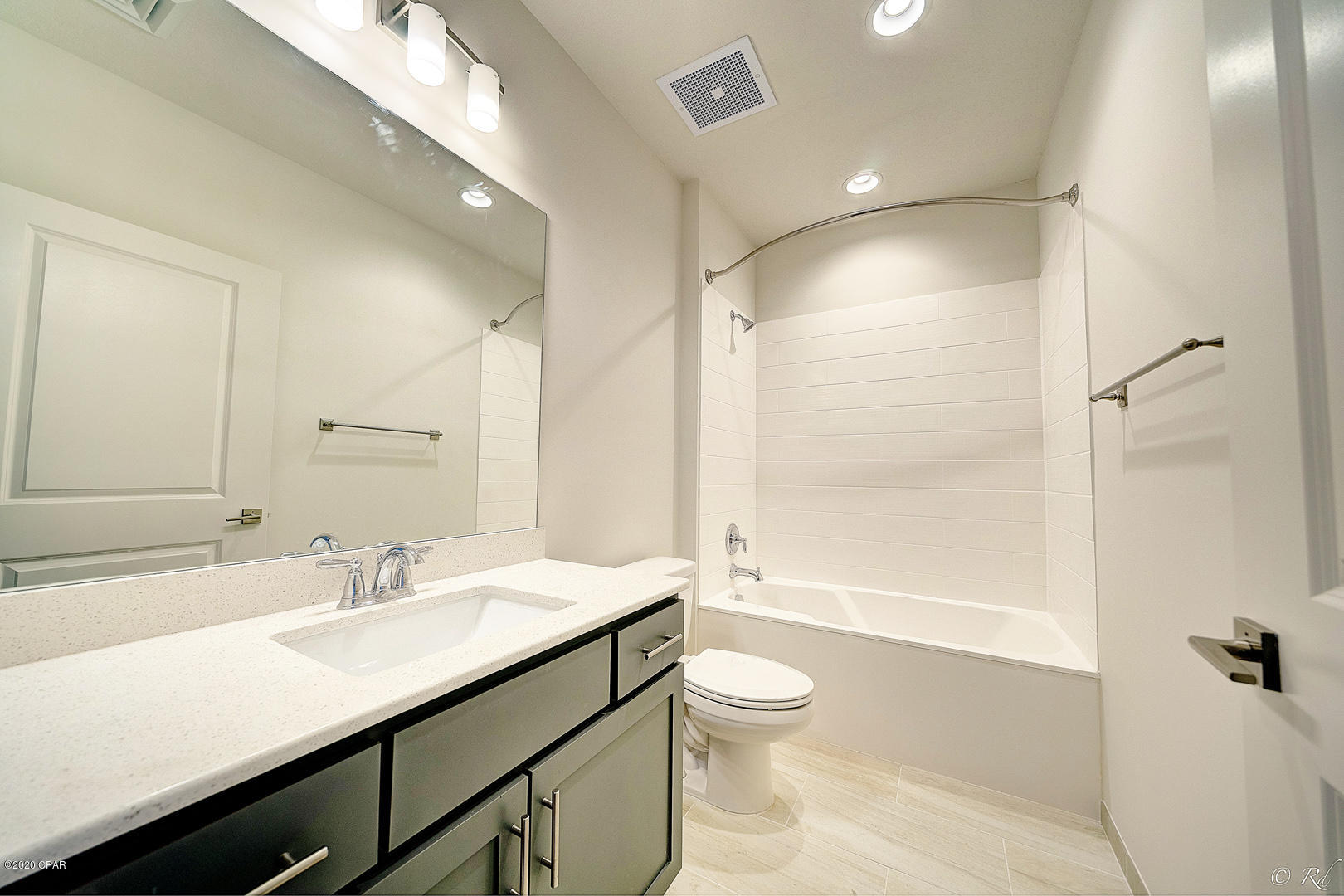 Calypso Towers III - Residential