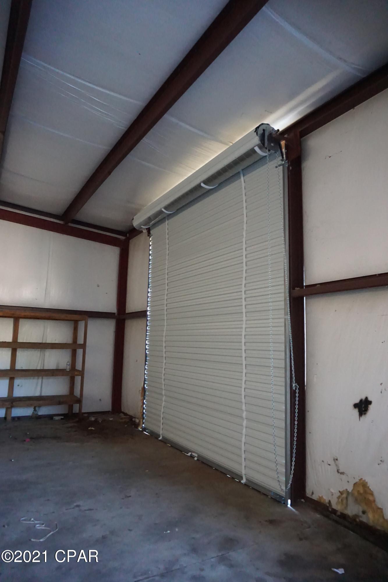 [No Recorded Subdiv] - Commercial Sale