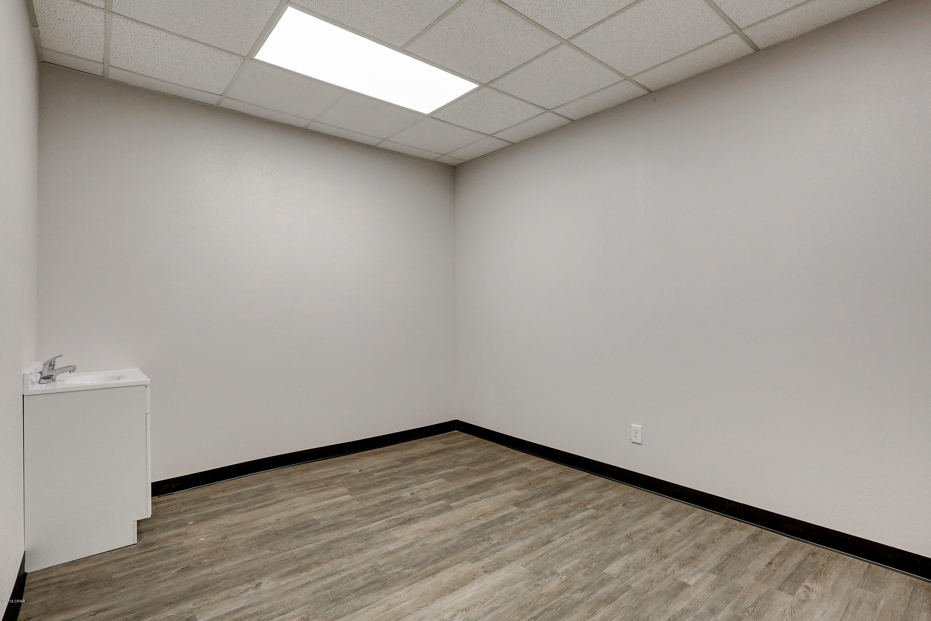 No Named Subdivision - Commercial Lease