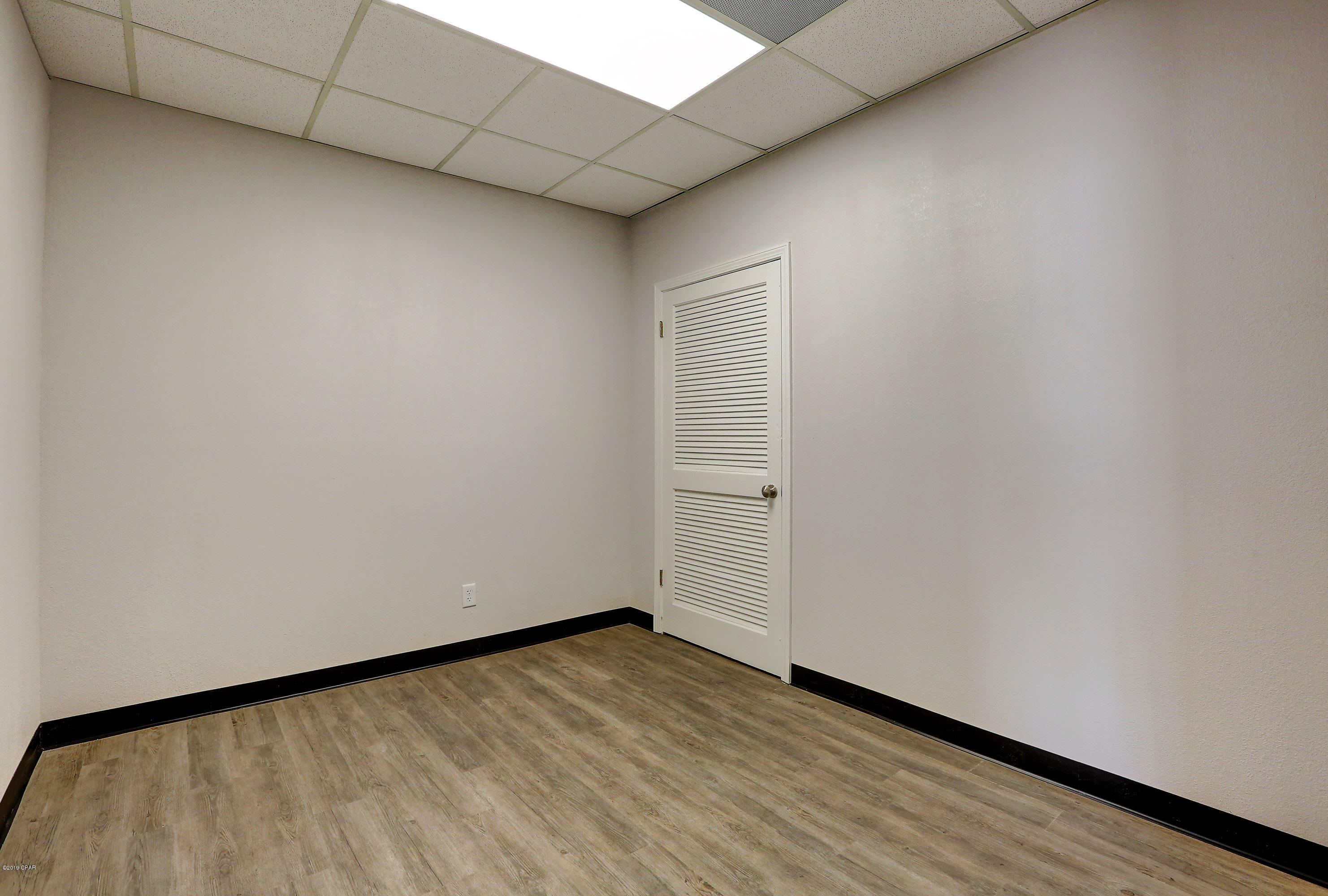 No Named Subdivision - Commercial Lease