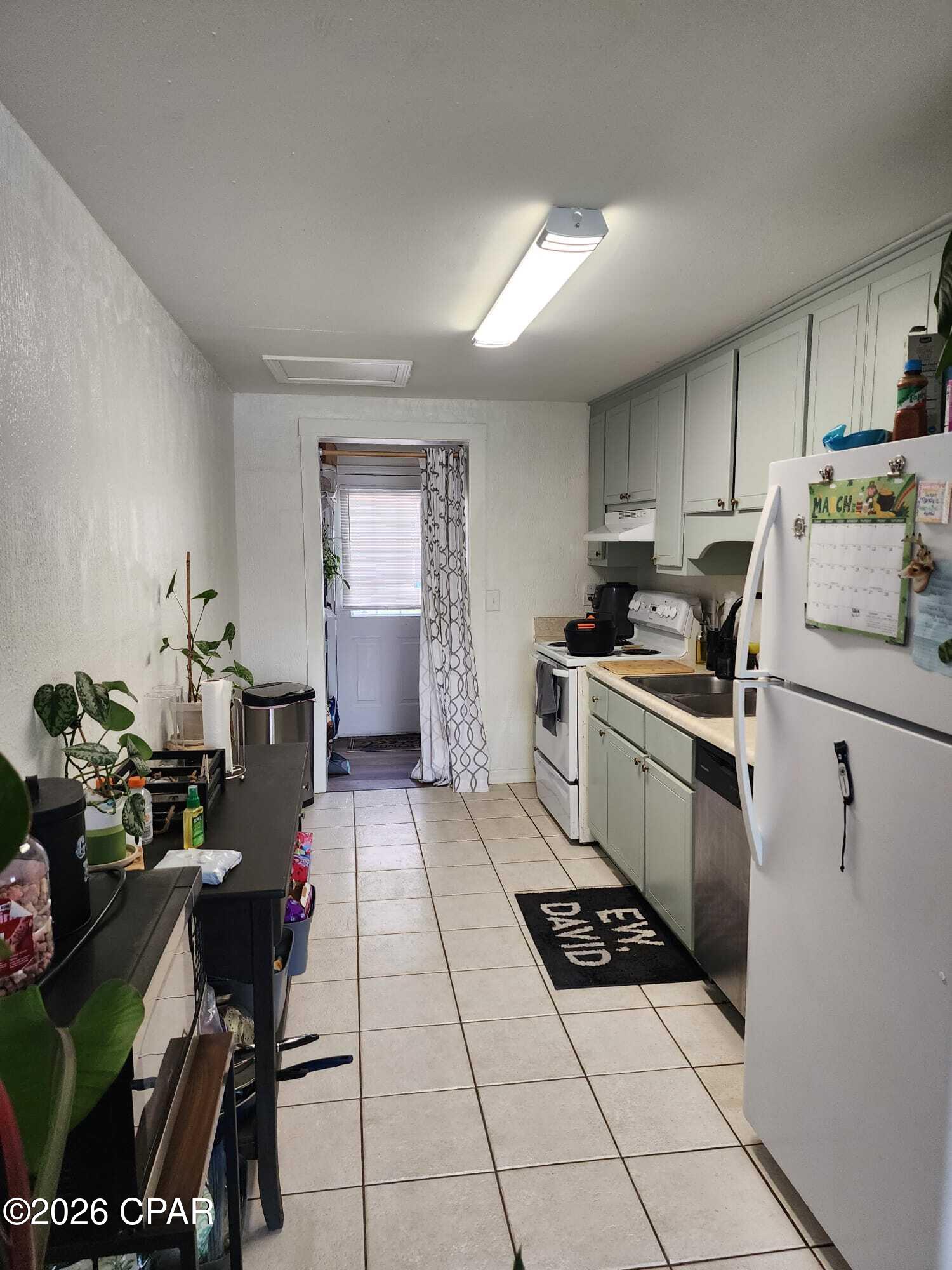 Lake Drive Heights 1st - Residential