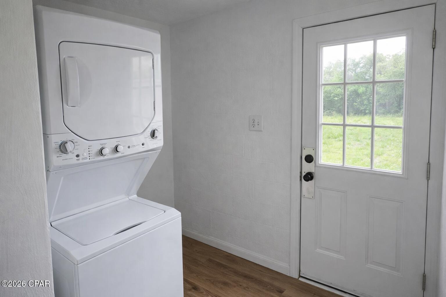 Lake Drive Heights 1st - Residential