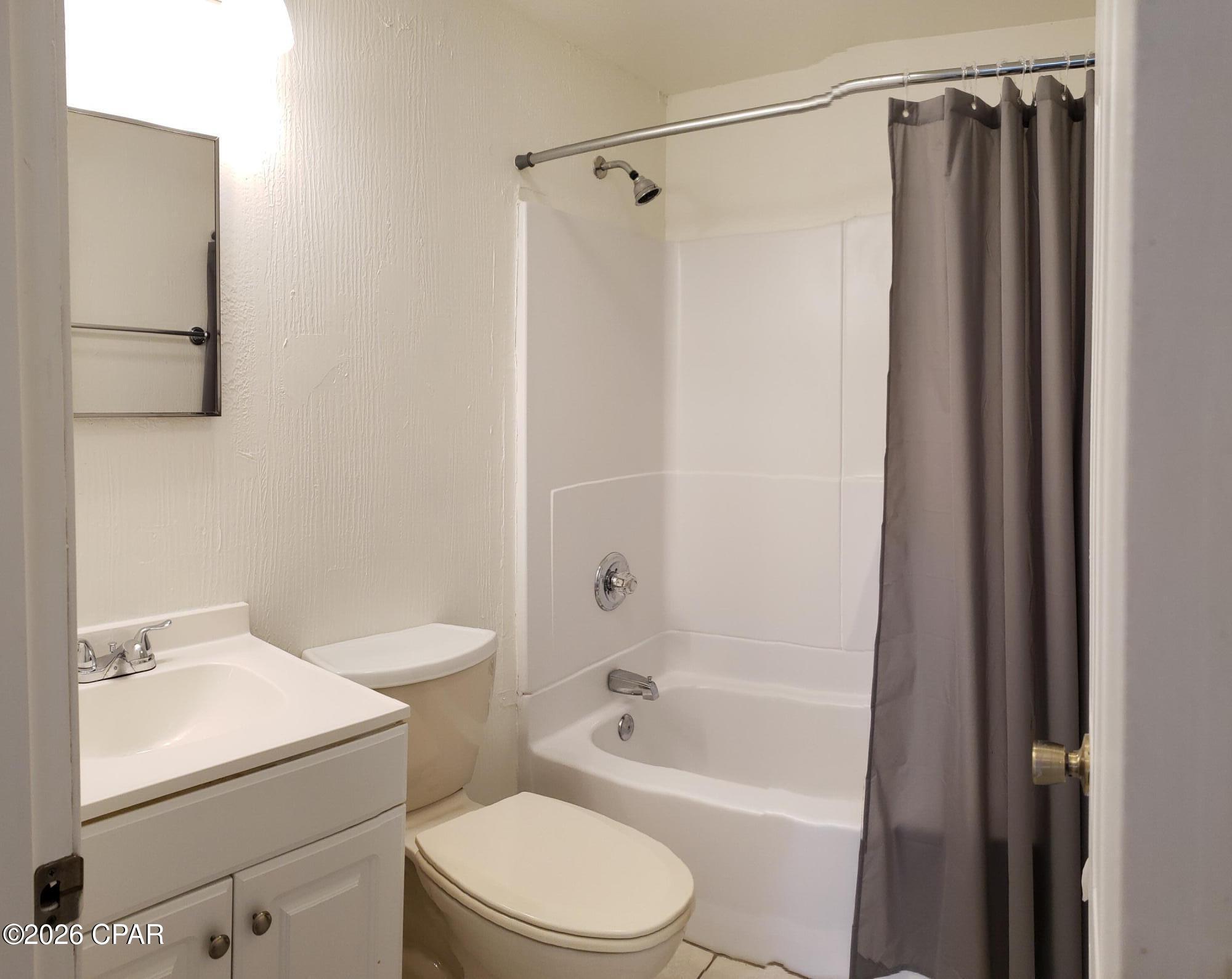 Lake Drive Heights 1st - Residential