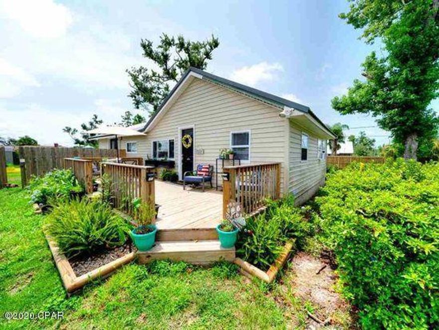 Entered for comp purposes. Charming 3 bed/2 bath cottage. This could be your perfect home. Located in the Heart of Lynn haven and one of the most desirable school Districts. This very clean home is nicely laid out with a split floor plan. Spacious kitchen with lots of counter space. The guest Bathroom has been recently remodeled. The Master suite with large walk in closet and bathroom. This home has newer metal roof. Also enjoy all the outdoor space. There is a beautiful deck to enjoy grilling out side and the large back yard is privacy fenced in. Additional storage in the shed.....and NO HOA DUES. Call to schedule your showing today!