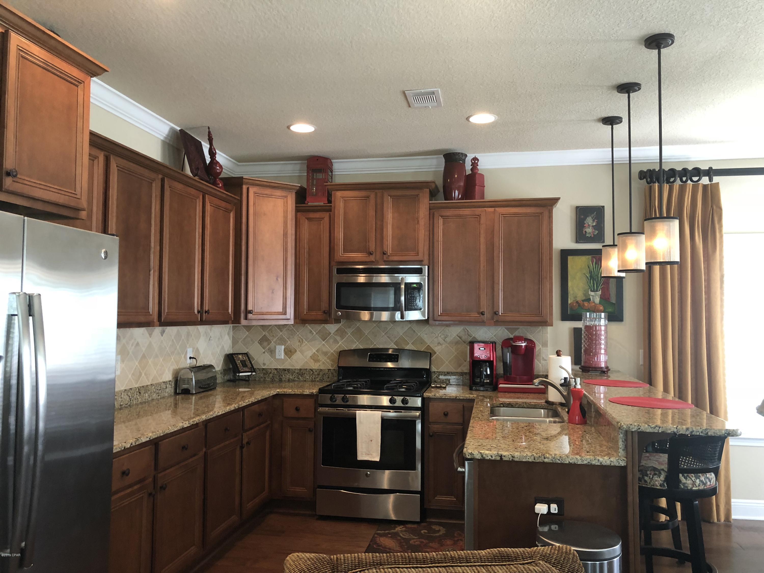 Magnolia Bay Club - Residential