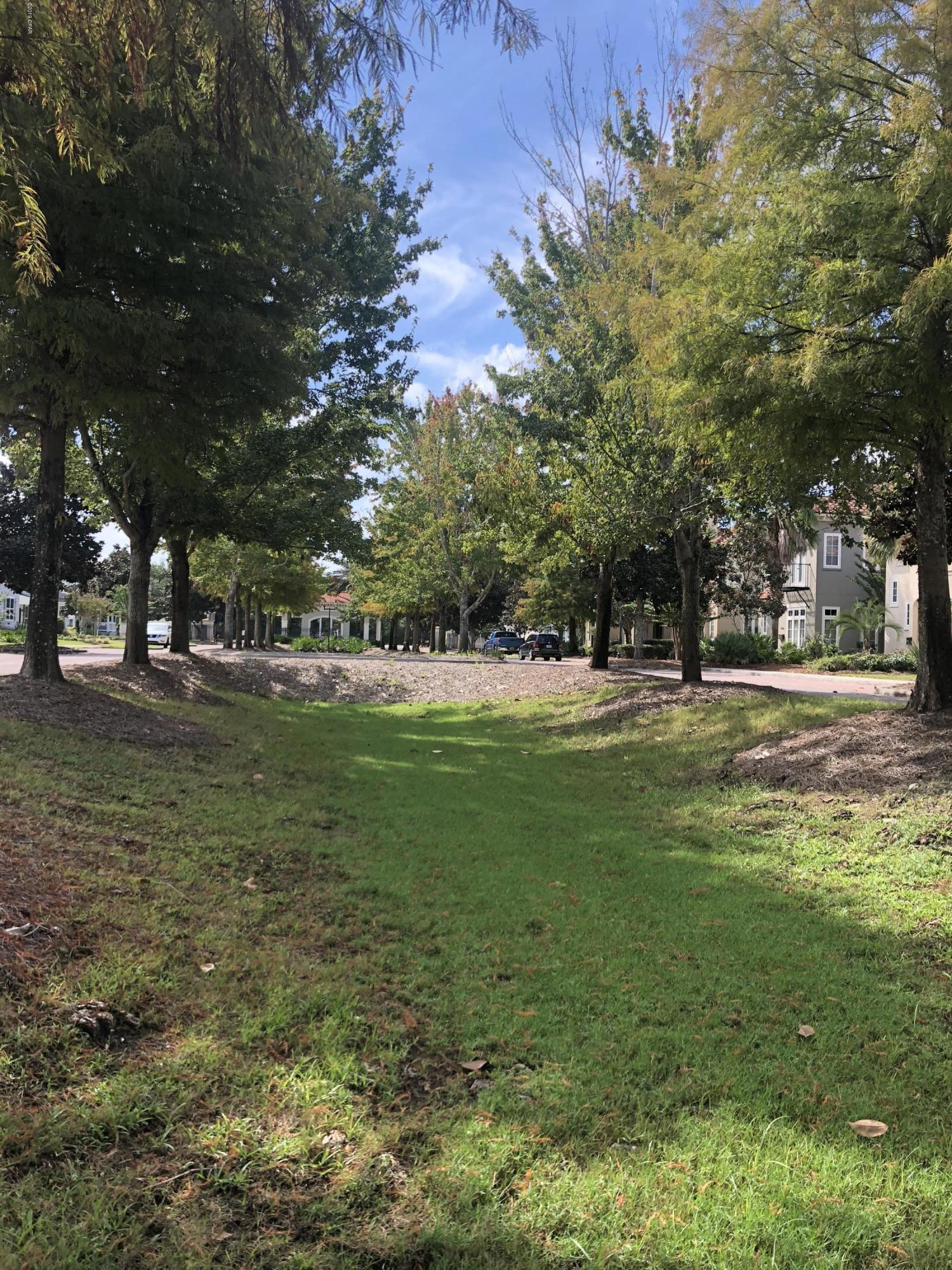 Magnolia Bay Club - Residential