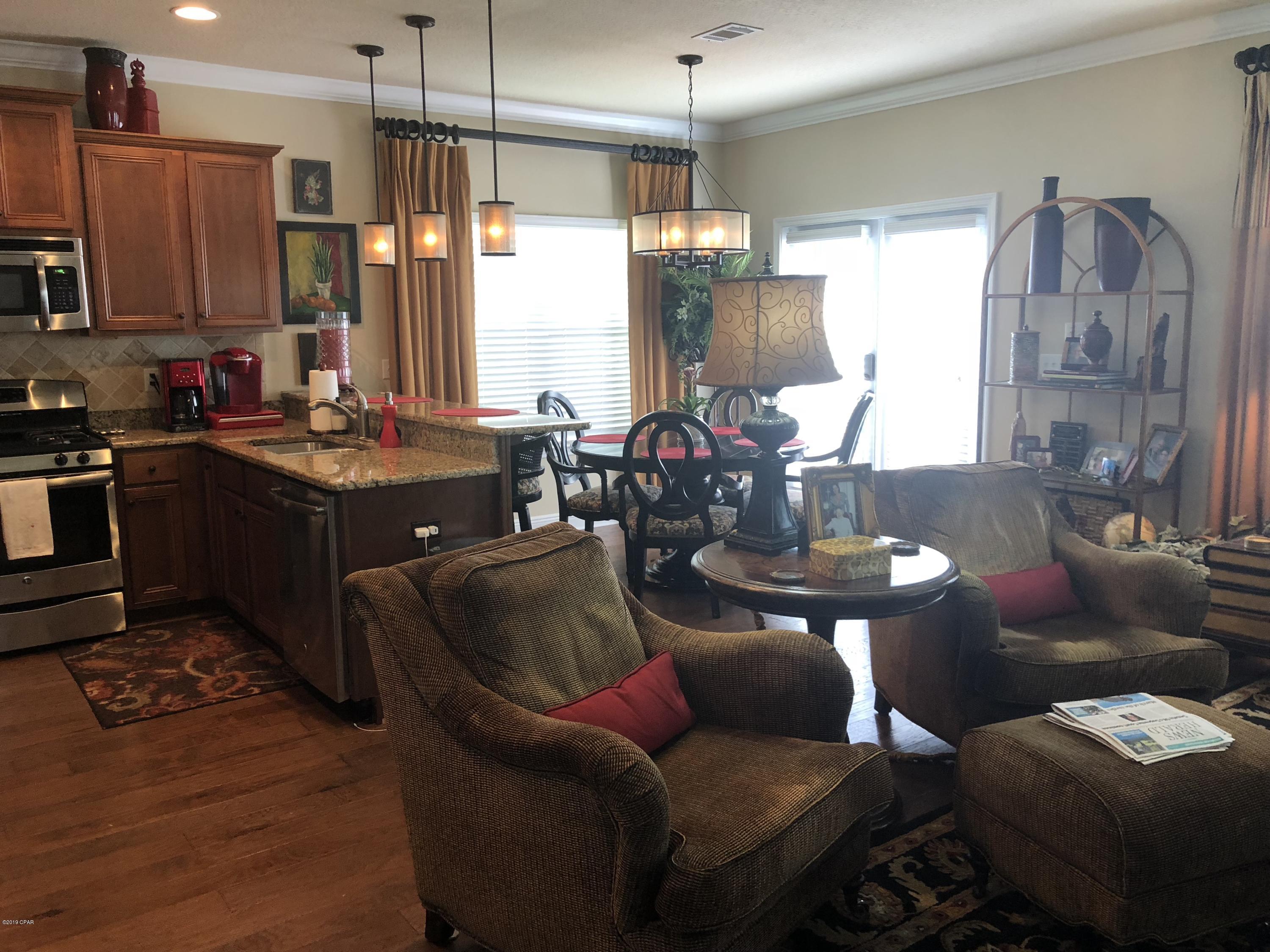 Magnolia Bay Club - Residential