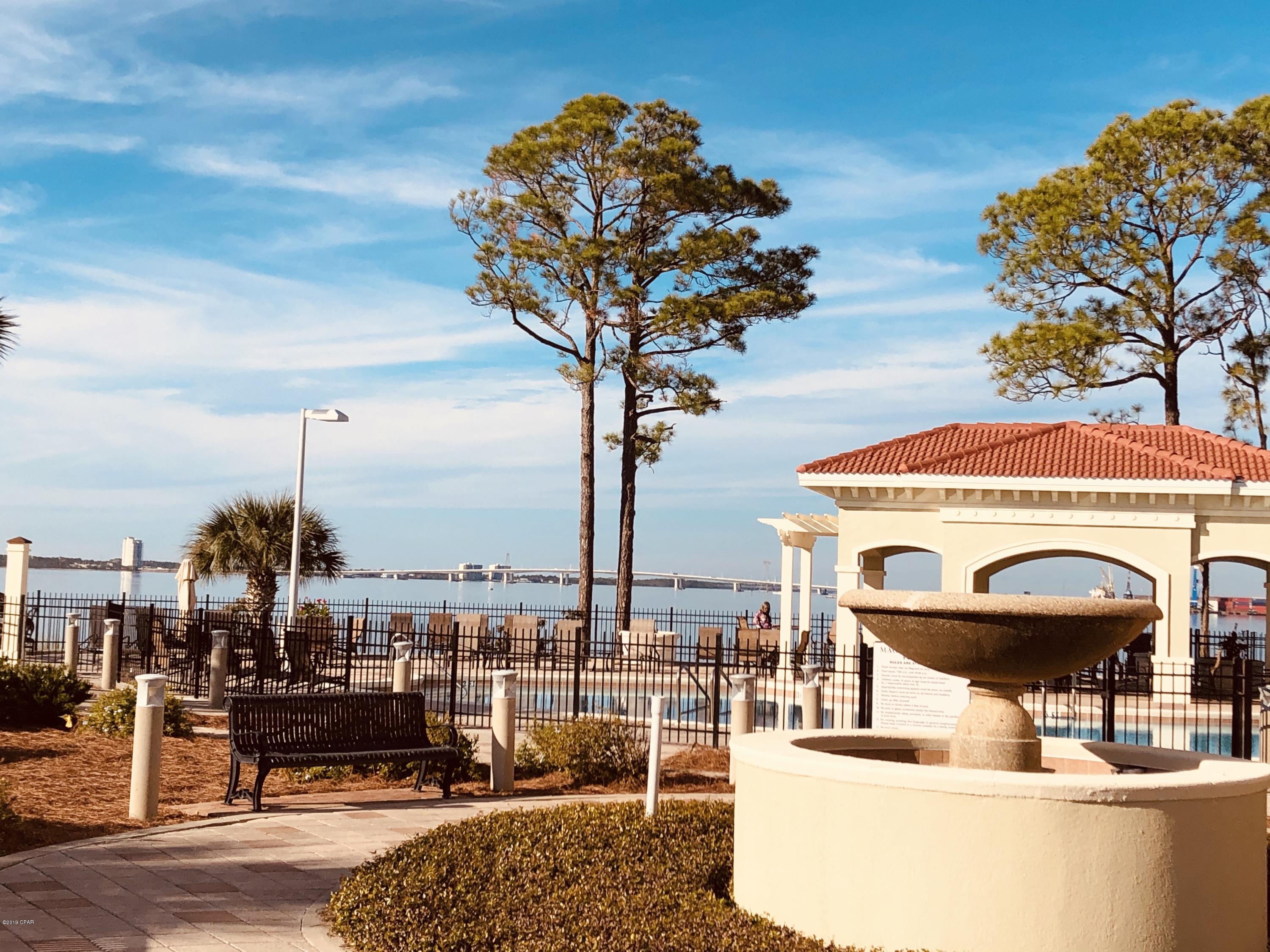 Magnolia Bay Club - Residential