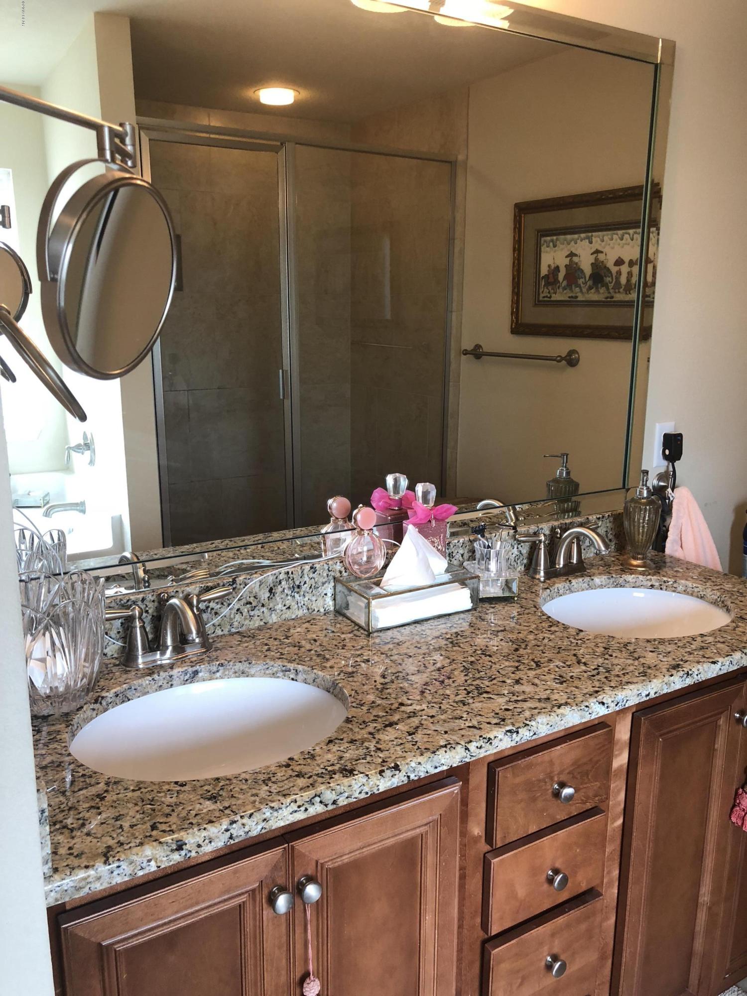 Magnolia Bay Club - Residential