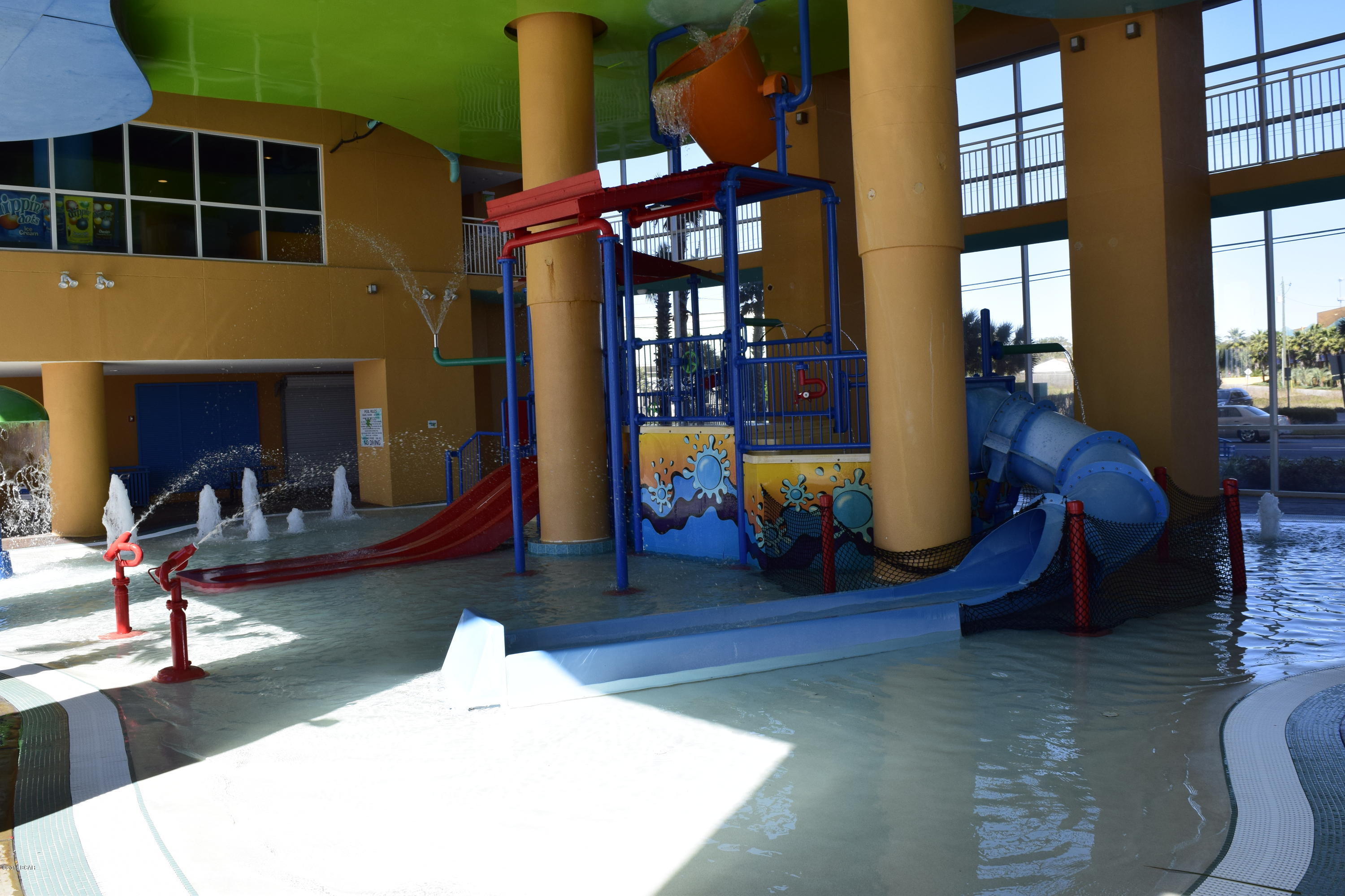 Splash Condo - Residential