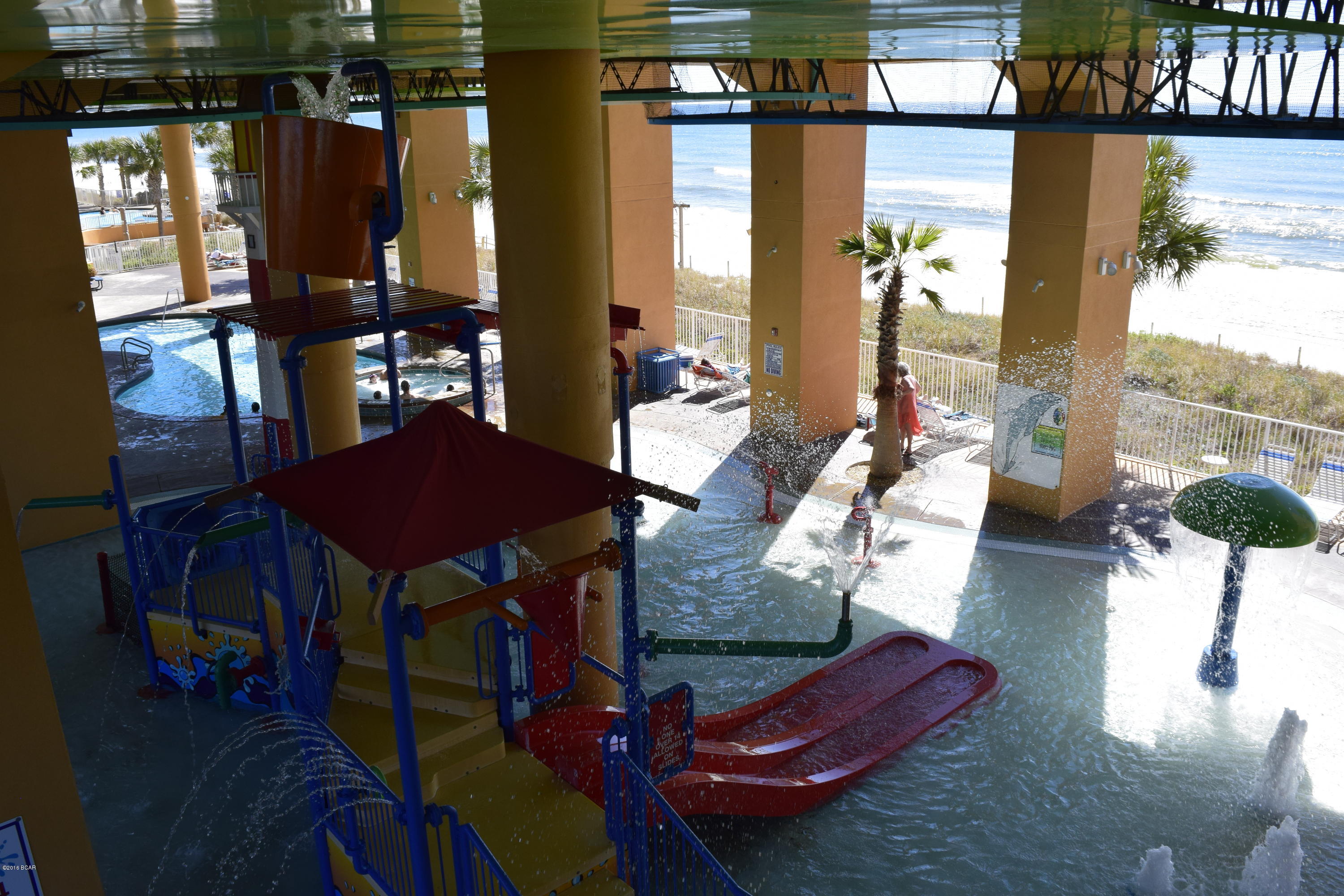 Splash Condo - Residential