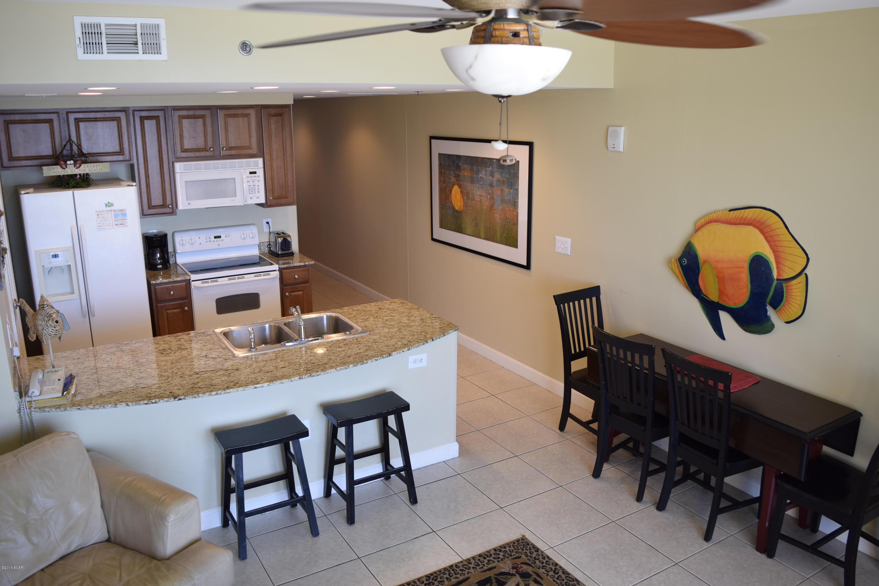 Splash Condo - Residential