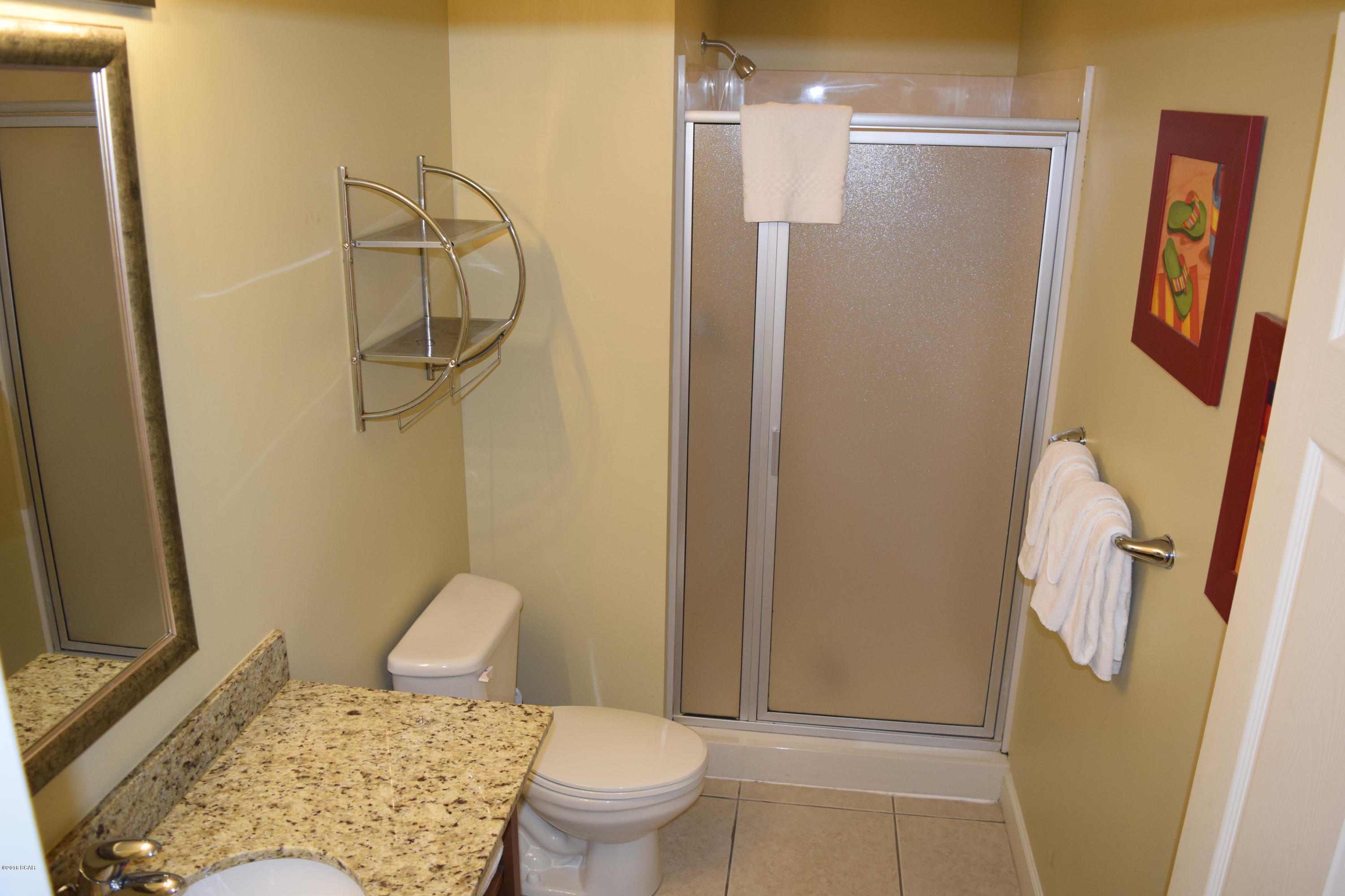 Splash Condo - Residential